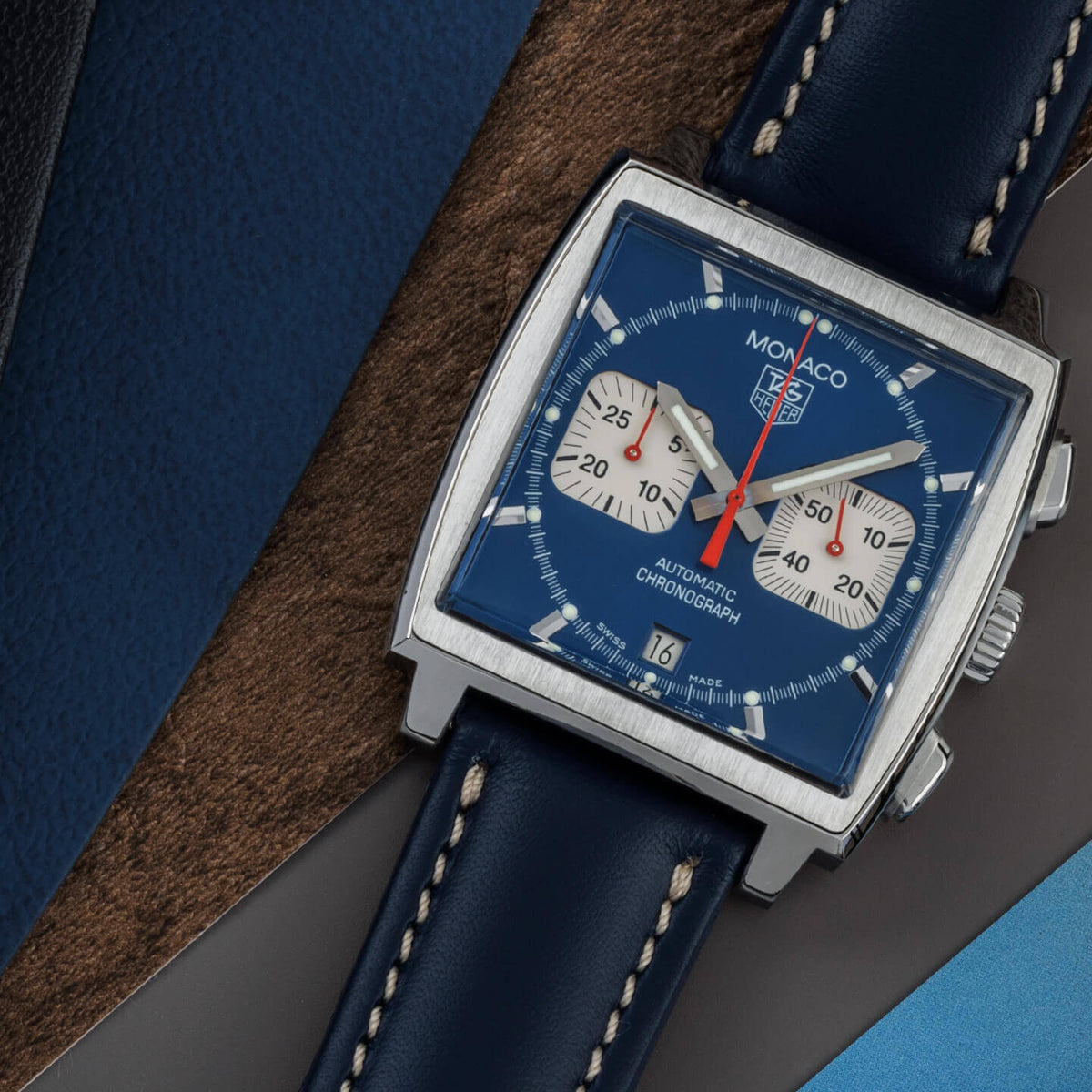 Montre Suisse Vintage Pierre Vallee Style Monaco - Cadran Bleu Carré, Automatique, Années 60