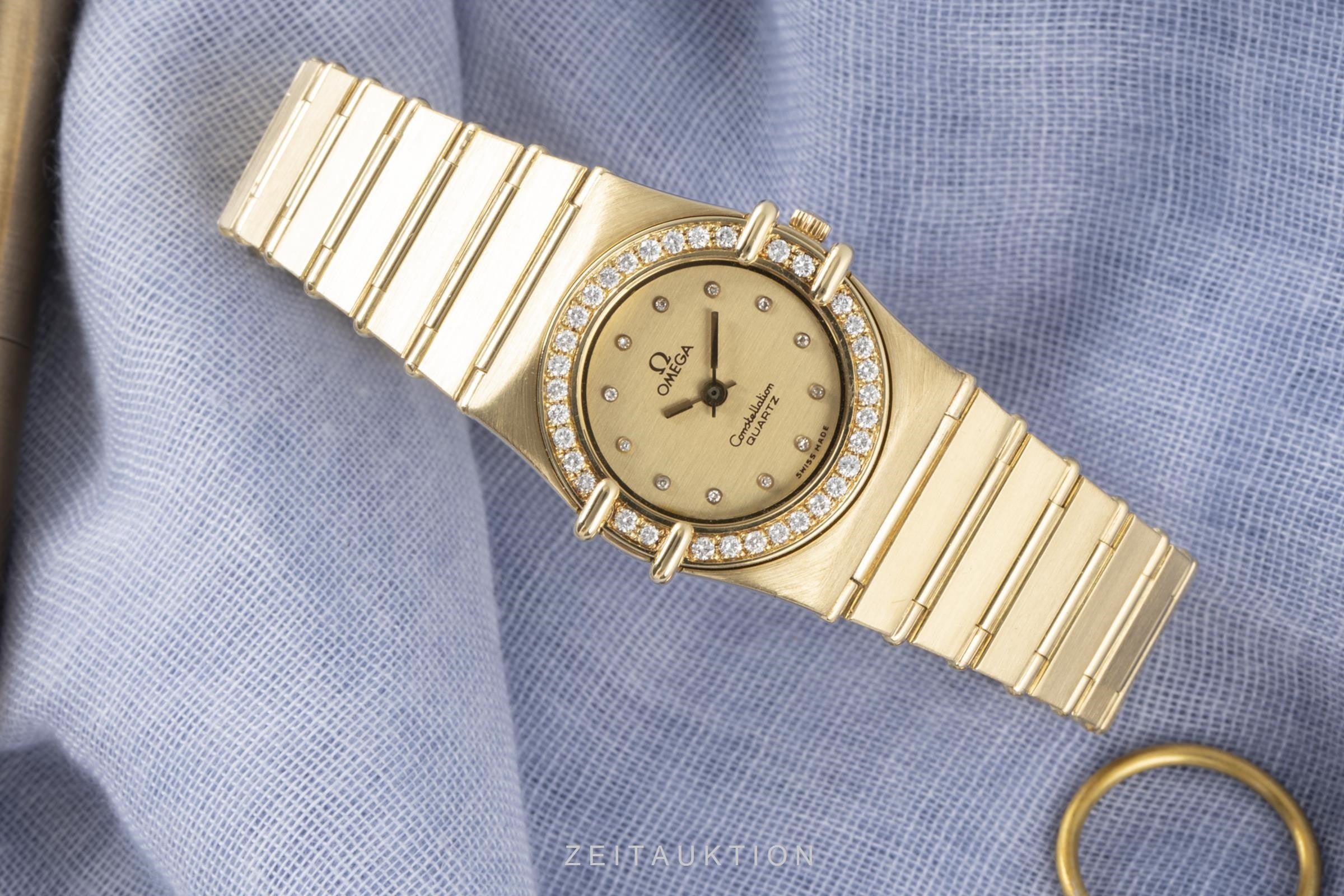 Omega Constellation 18 ct gold quartz women's watch 695.001  [2100422]