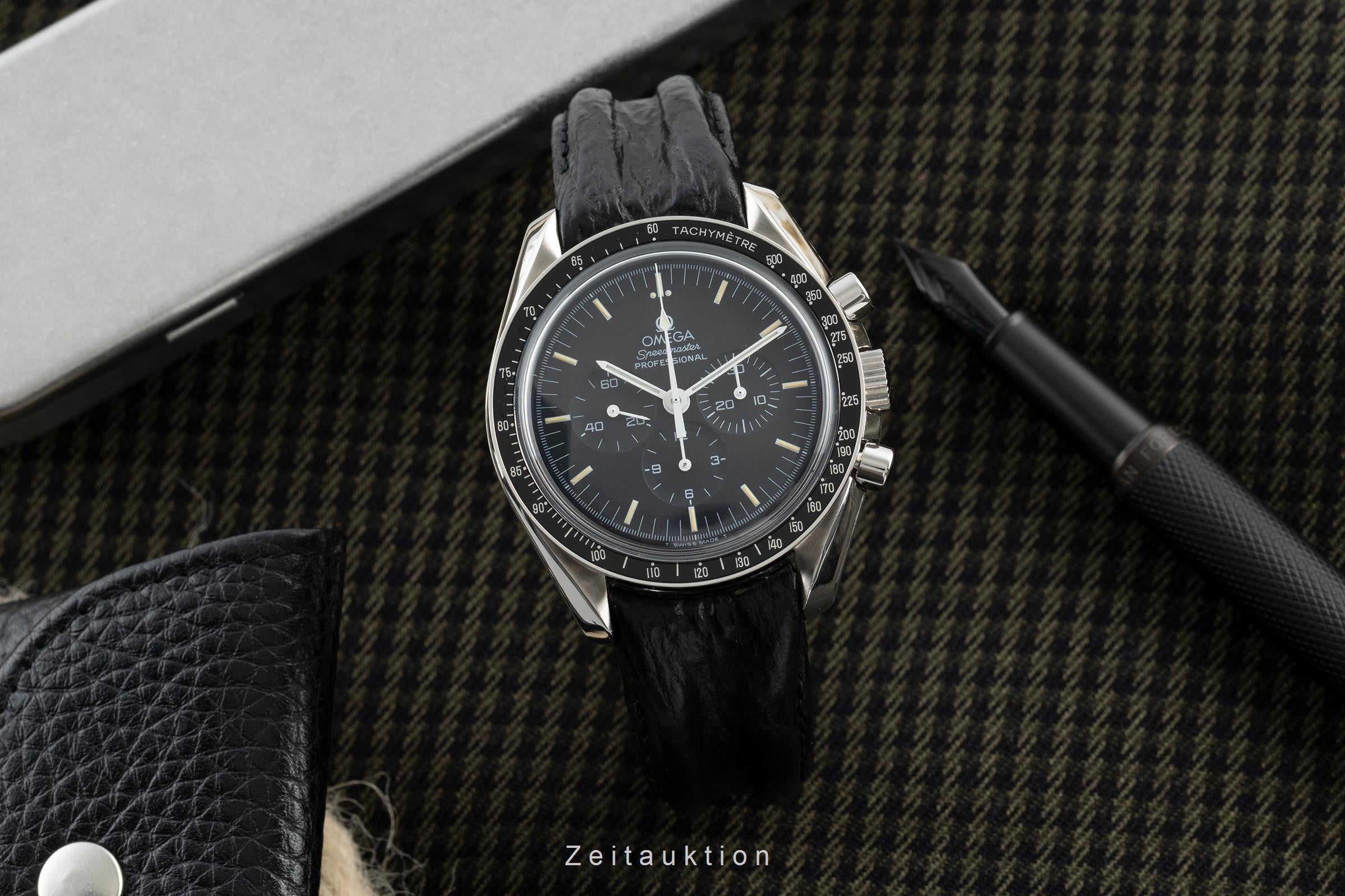 Omega Speedmaster chronograph steel manual winding men's watch 3872.50.01 LP: 5600EUR  [2101607]