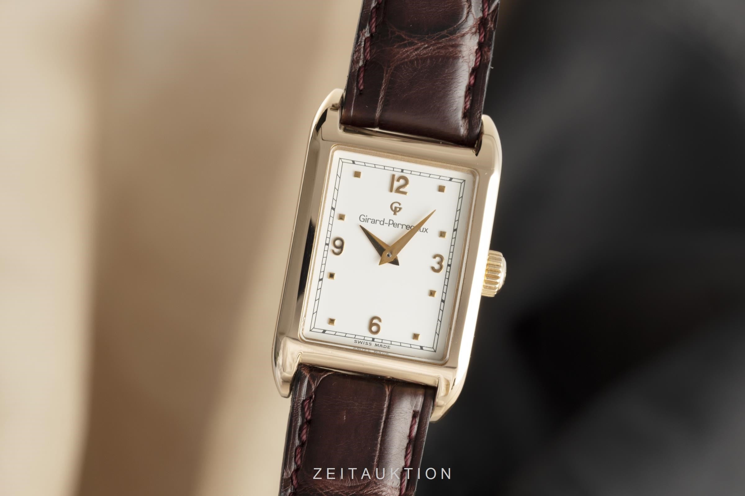 Girard Perregaux Anno 1991 oro de 18 quilates cuerda manual reloj para damas  4960  [2103574]