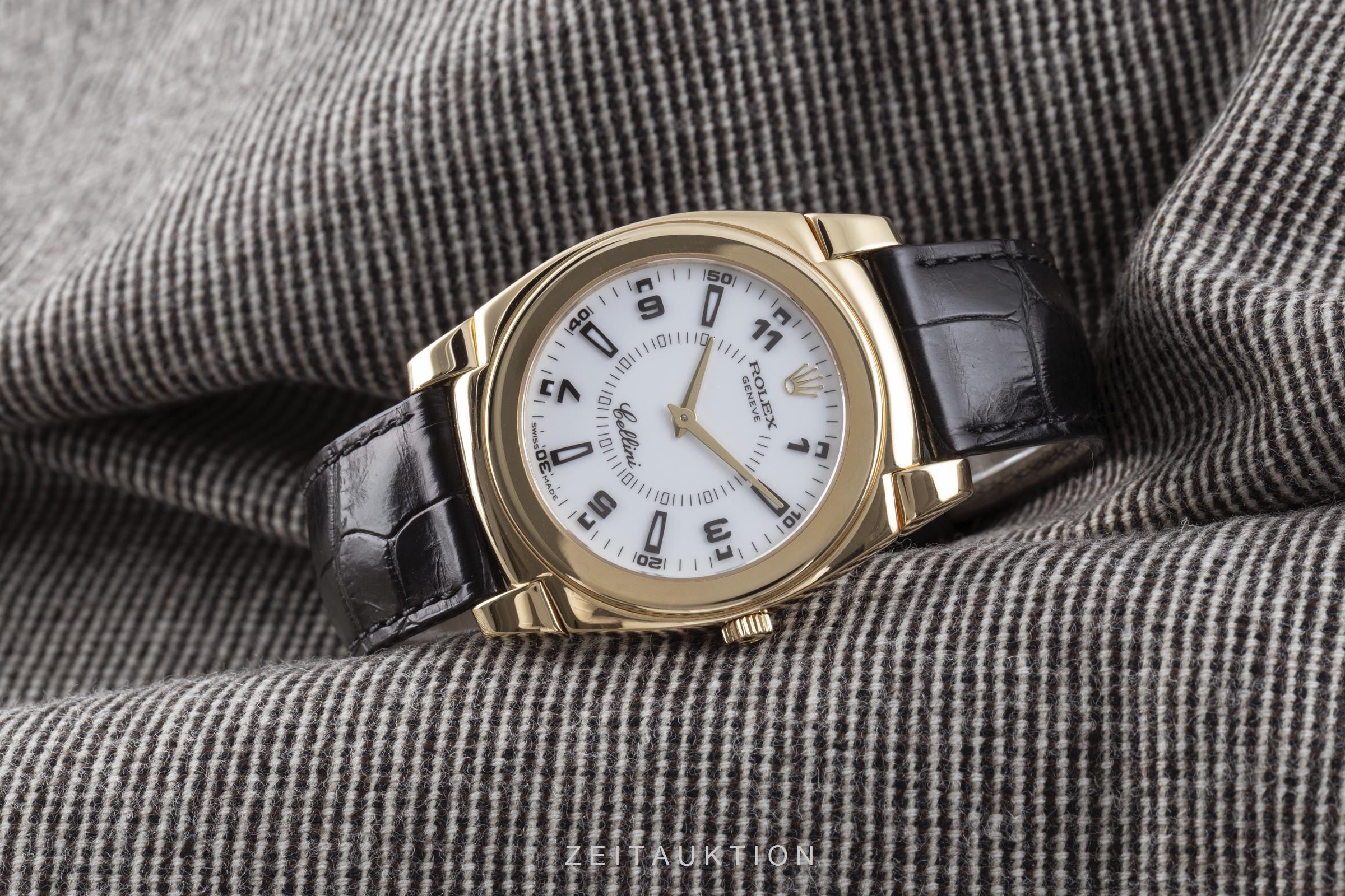Rolex Cellini 18K (0,750) Gelbgold Handaufzug Herrenuhr Gold Ref. 5330/8  [2104208]