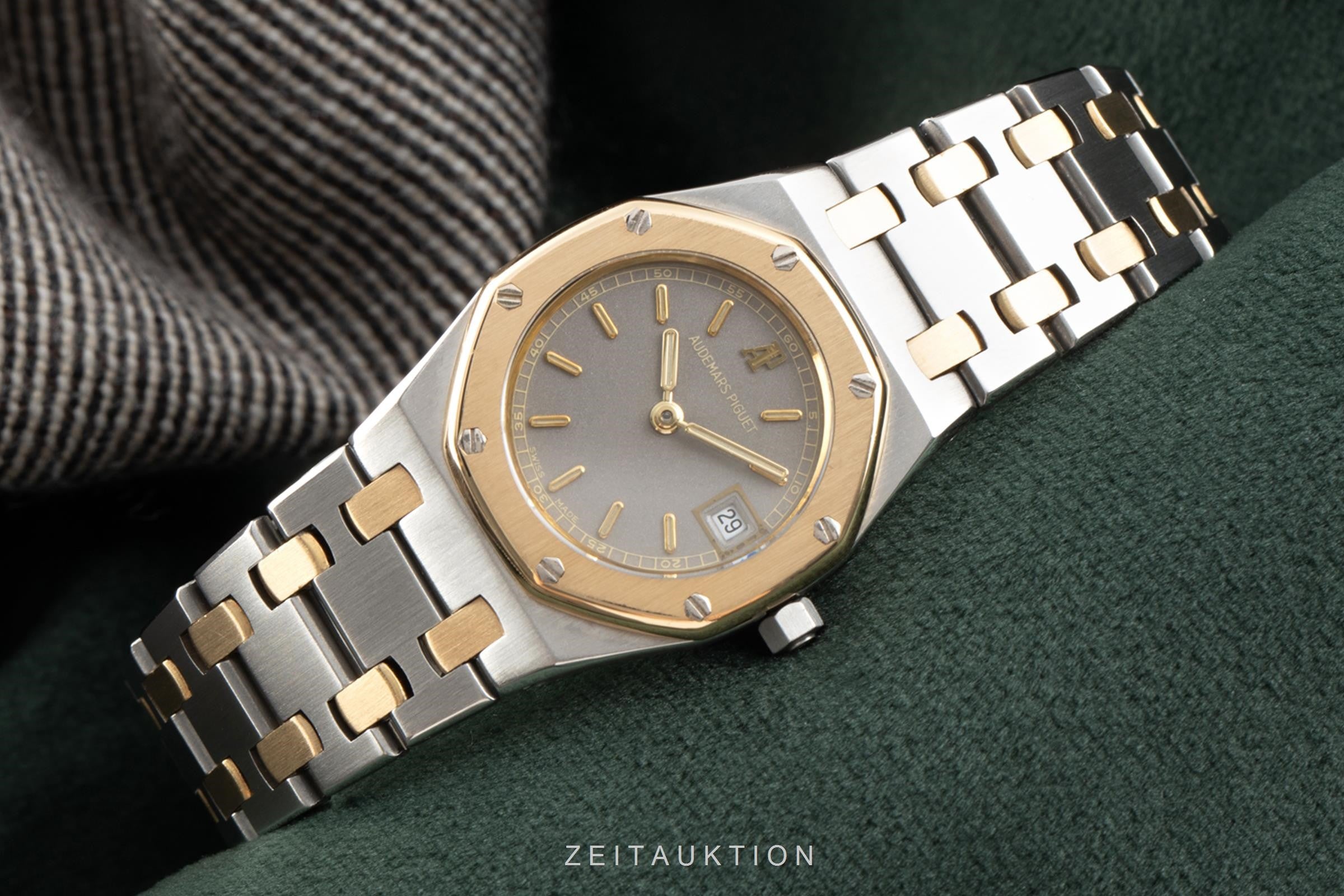 Audemars Piguet Royal Oak acciaio / oro quarzo orologio da donna  [2106516]