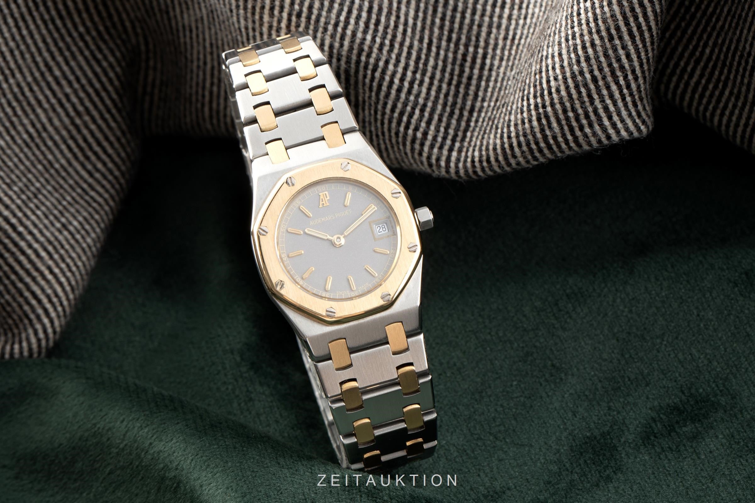 Audemars Piguet Royal Oak acciaio / oro quarzo orologio da donna  [2106516]