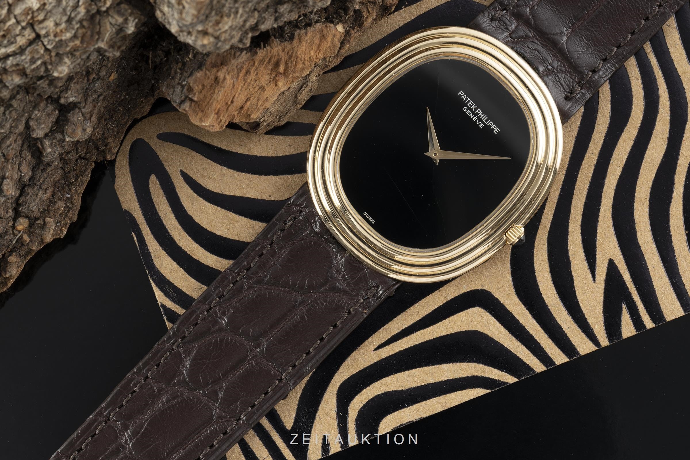 Patek Philippe Ellipse 18 ct gold automatic men's watch 3634  [2106522]