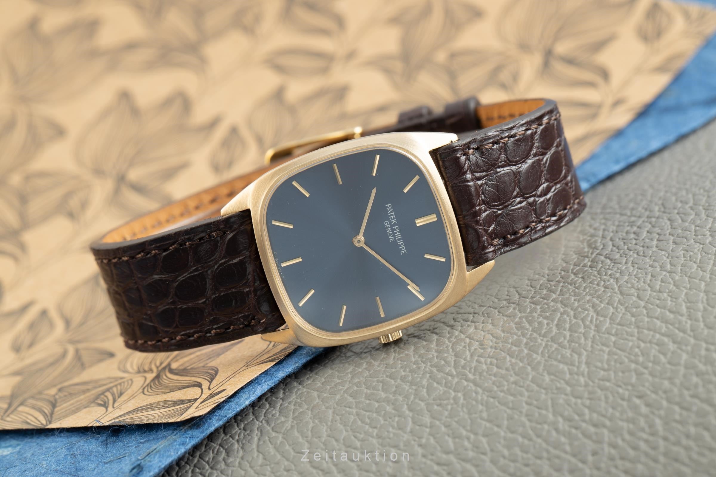 Patek Philippe Ellipse "Sigma Dial" 18K Gold Handaufzug Herrenuhr Ref. 3566 [2107872]