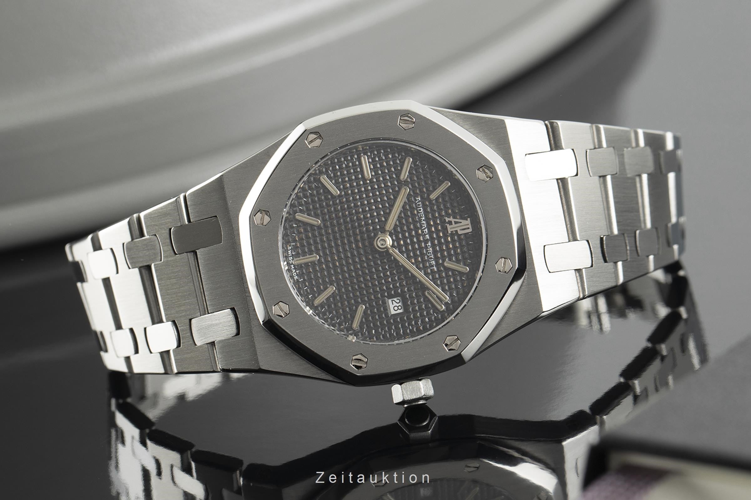 Audemars Piguet Royal Oak acier quartz montre pour femmes  [2108486]