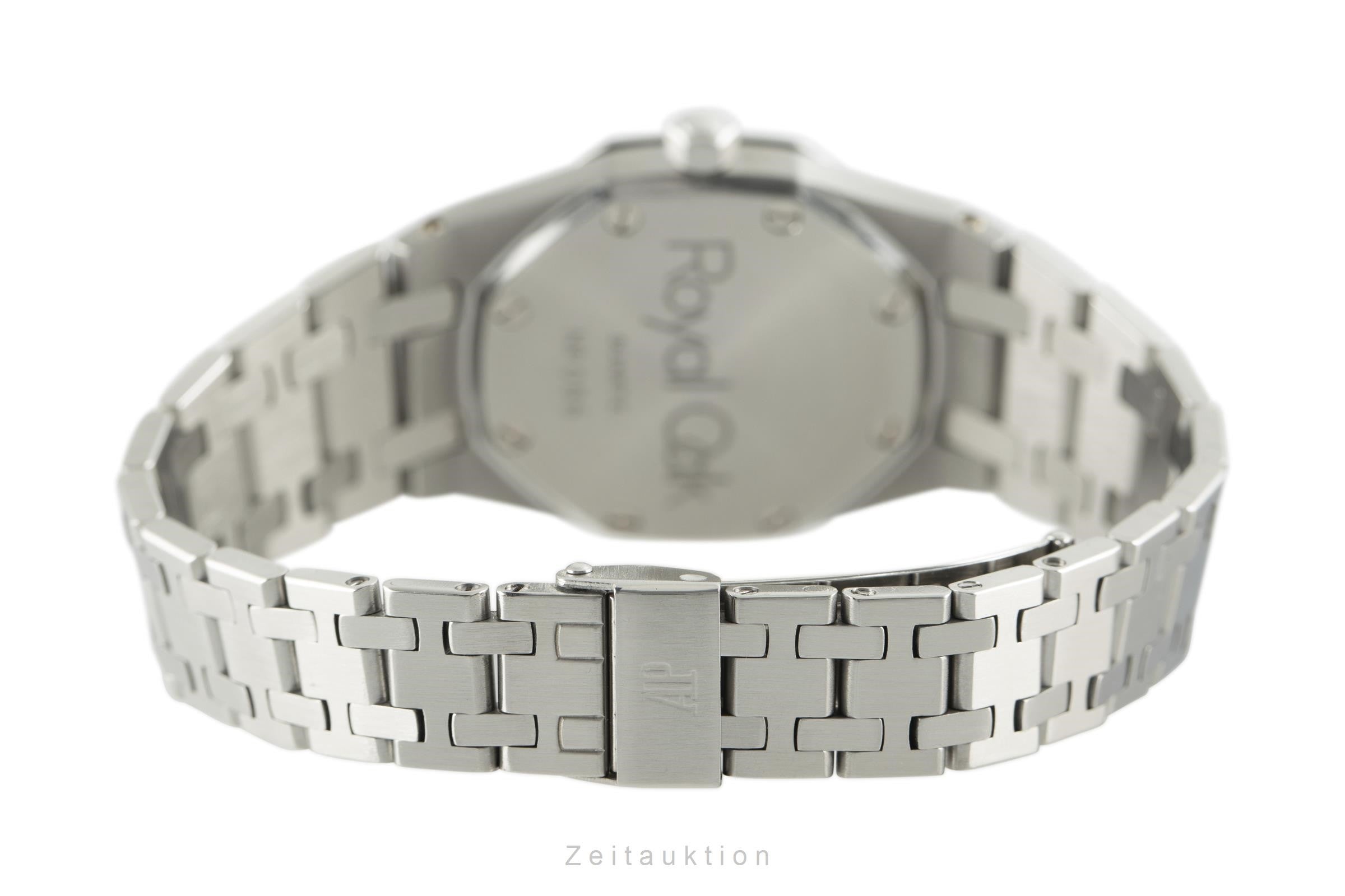 Audemars Piguet Royal Oak acier quartz montre pour femmes  [2108486]