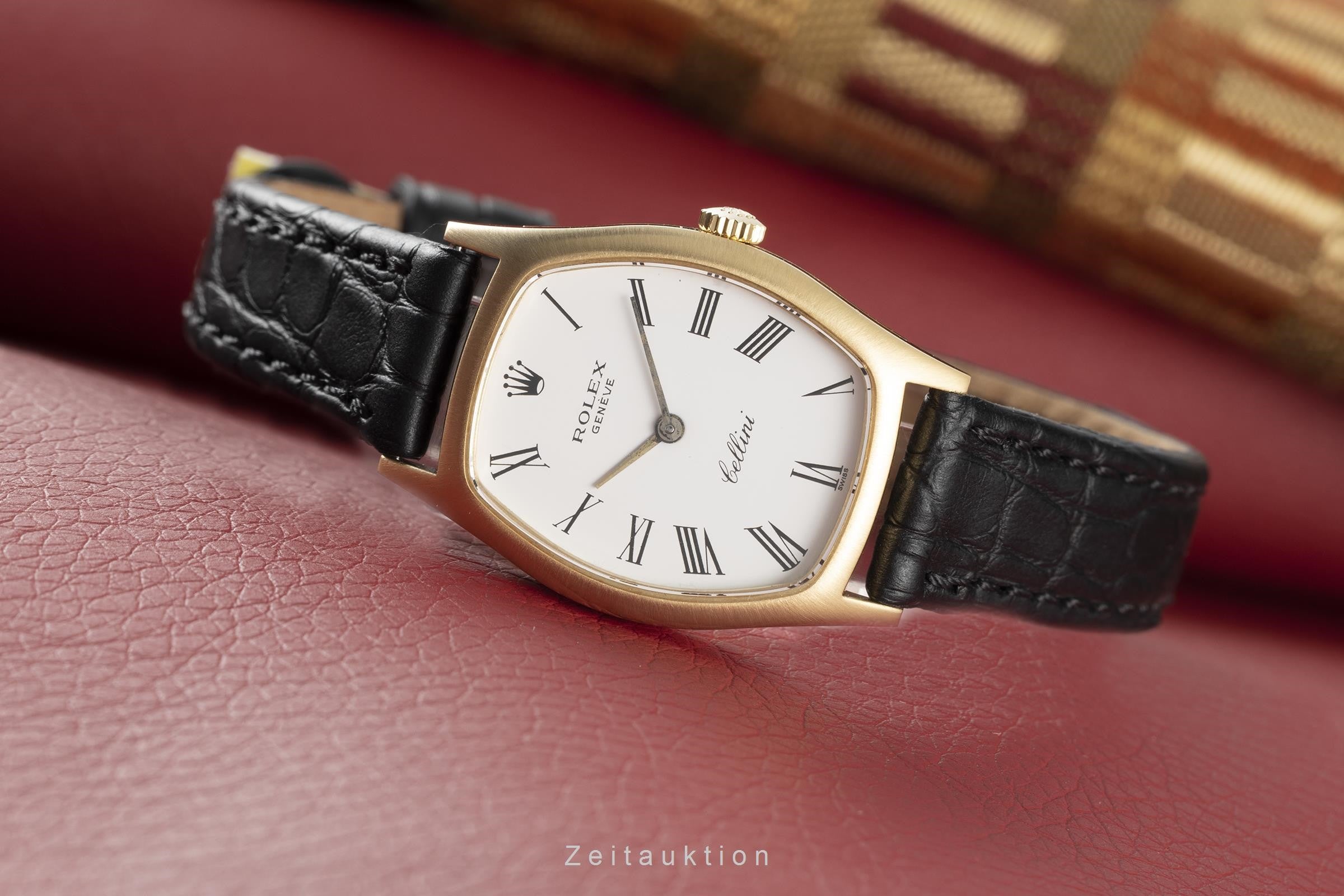 Rolex Cellini 18 ct gold manual winding Kal. 1600 Ref. 3803