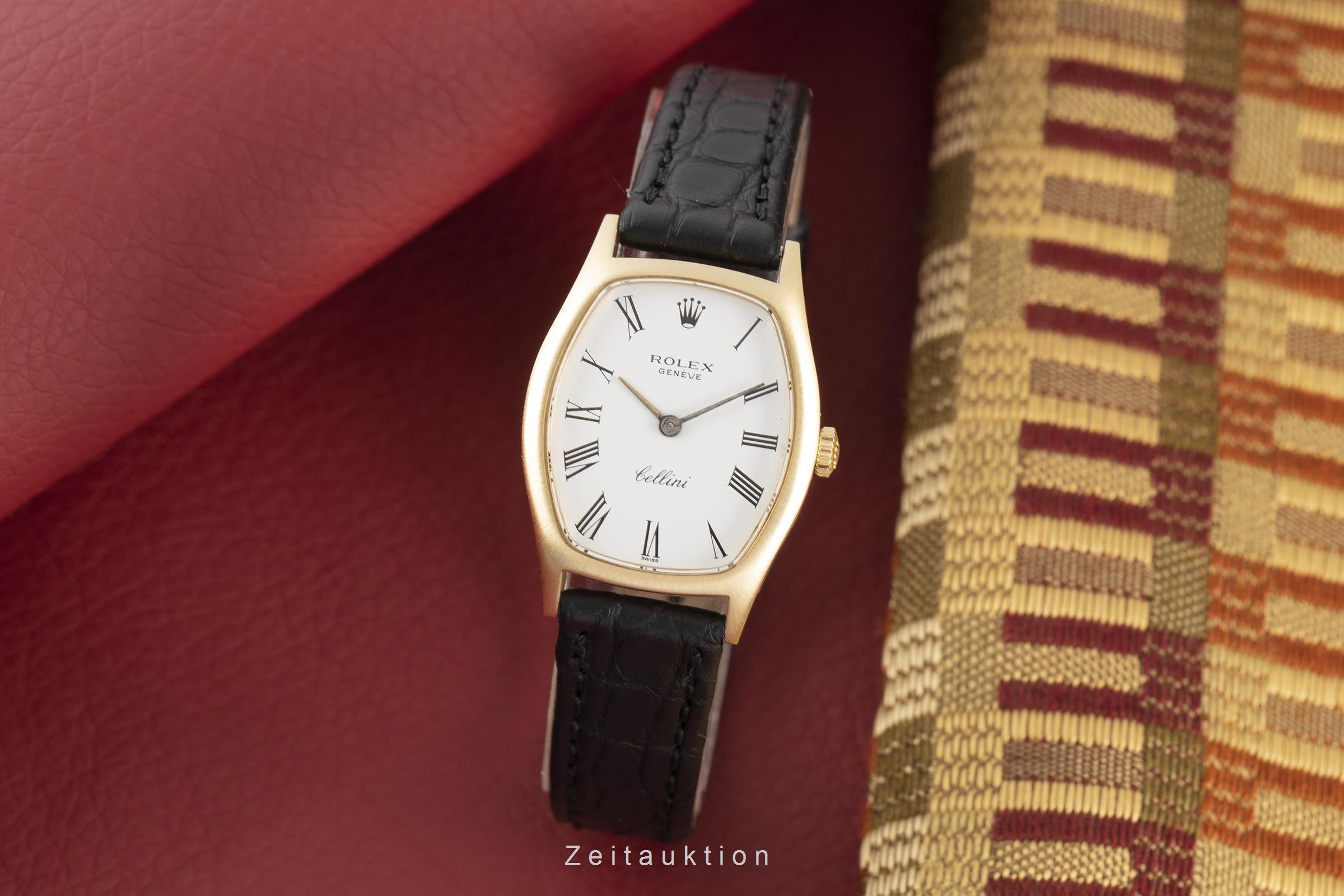Rolex Cellini 18 ct gold manual winding Kal. 1600 Ref. 3803