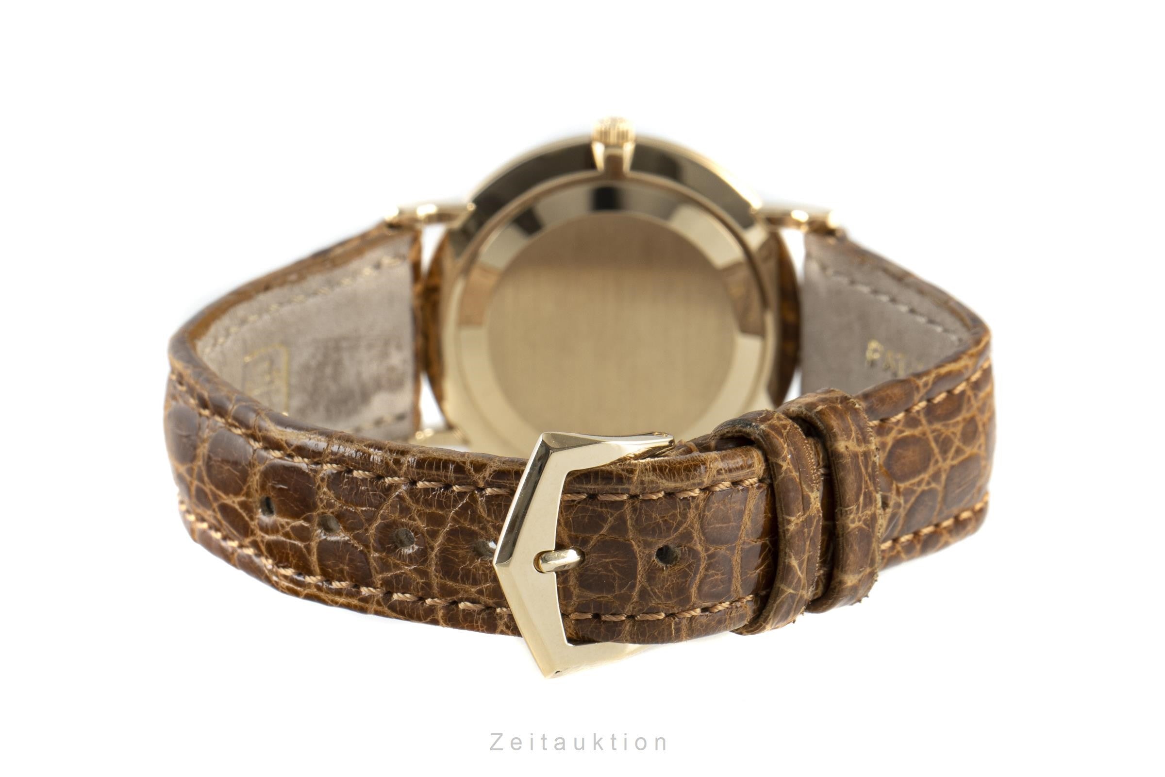 Patek Philippe Calatrava 18K (0,750) Gold Handaufzug Herrenuhr Ref. 3919  [2109352]