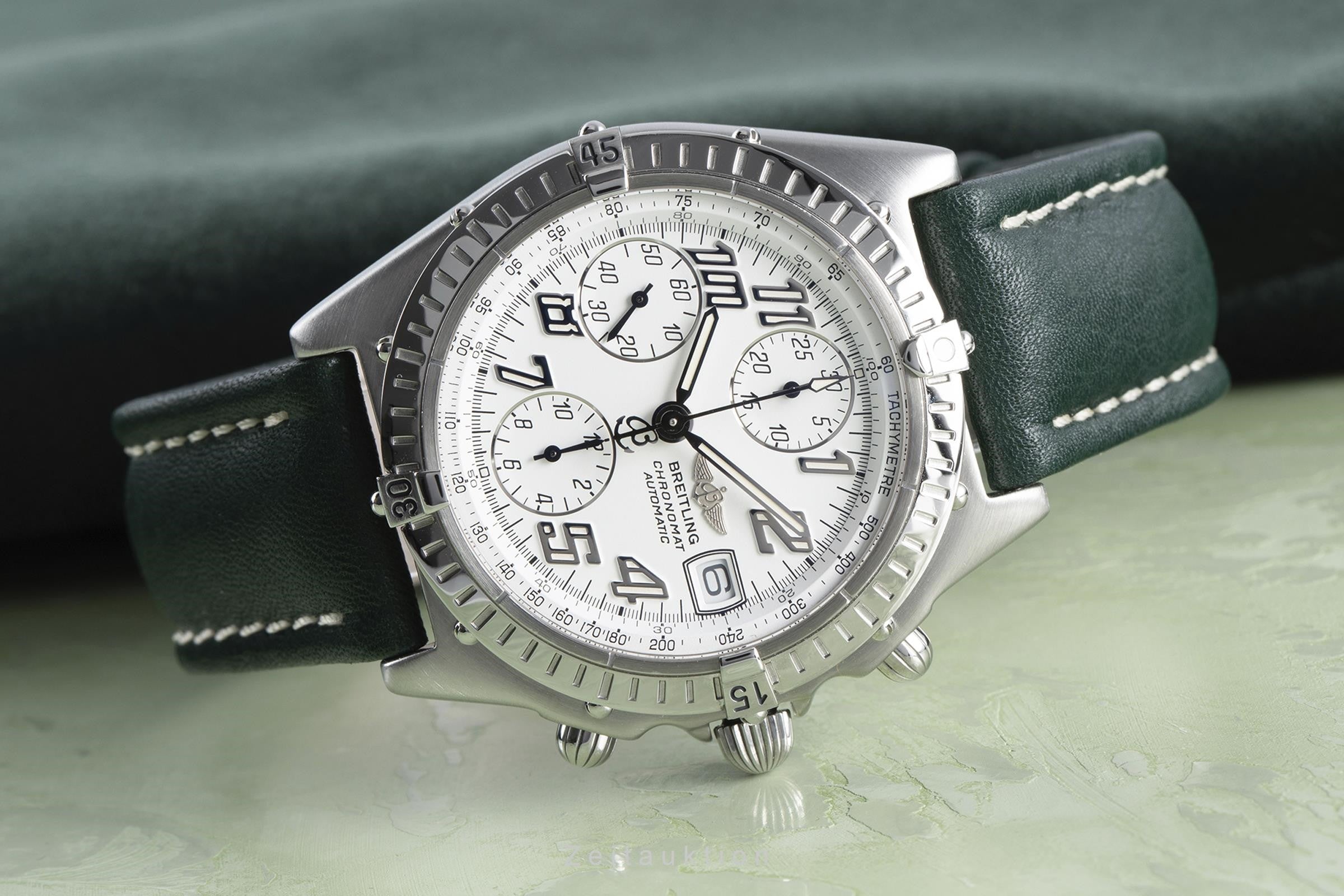 Breitling Chronomat chronograph steel automatic men's watch A13350 LP: 7900EUR  [2110182]