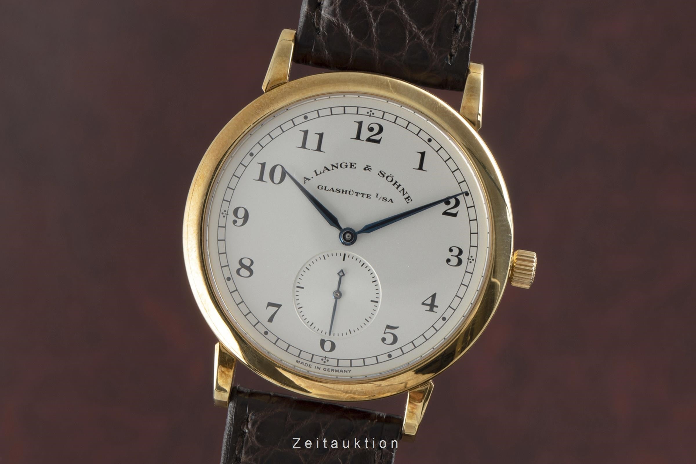 A. Lange & Söhne 1815 oro de 18 quilates cuerda manual reloj para caballeros 206.021 LP: 24100EUR  [2110219]
