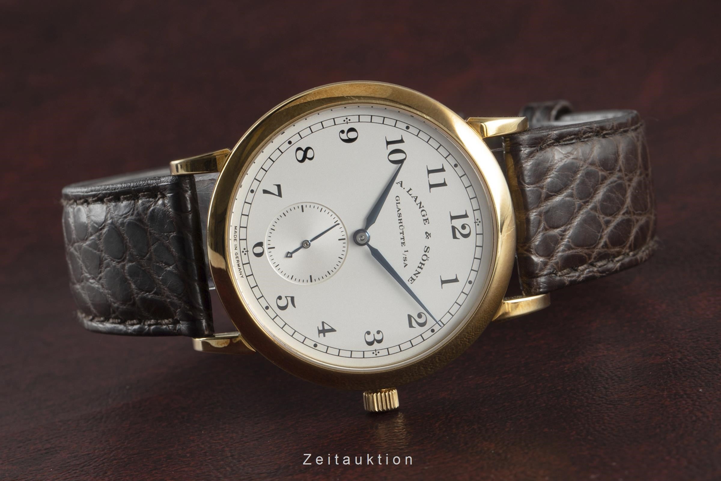 A. Lange & Söhne 1815 oro de 18 quilates cuerda manual reloj para caballeros 206.021 LP: 24100EUR  [2110219]