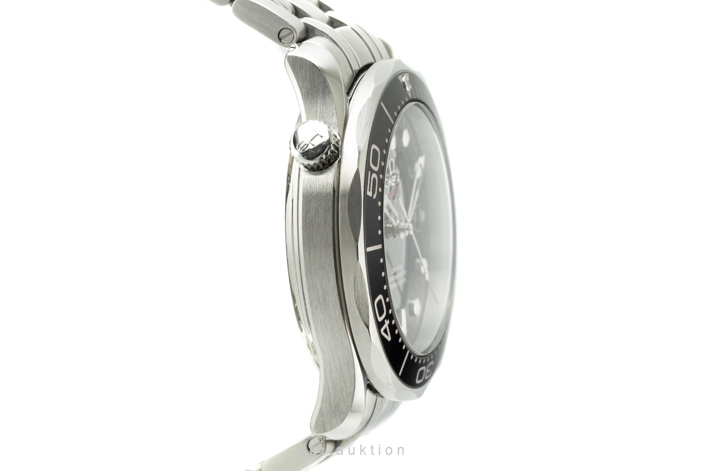 Omega Seamaster Diver 300M Co-Axial Stahl Herrenuhr Ref. 212.30.41.20.01.003 B&P [2110828]