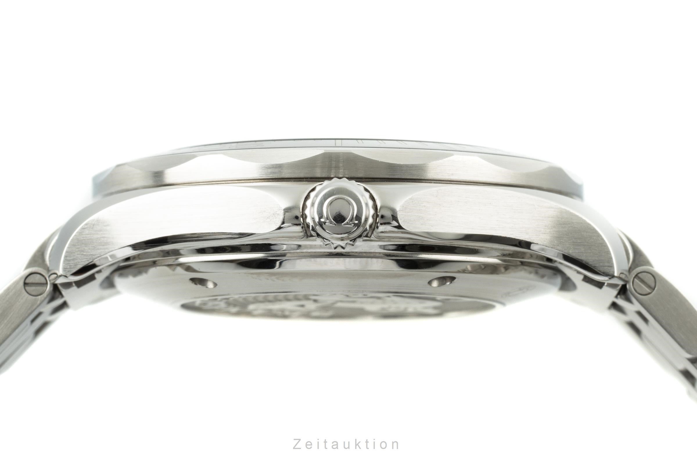 Omega Seamaster Diver 300M Co-Axial Stahl Herrenuhr Ref. 212.30.41.20.01.003 B&P [2110828]