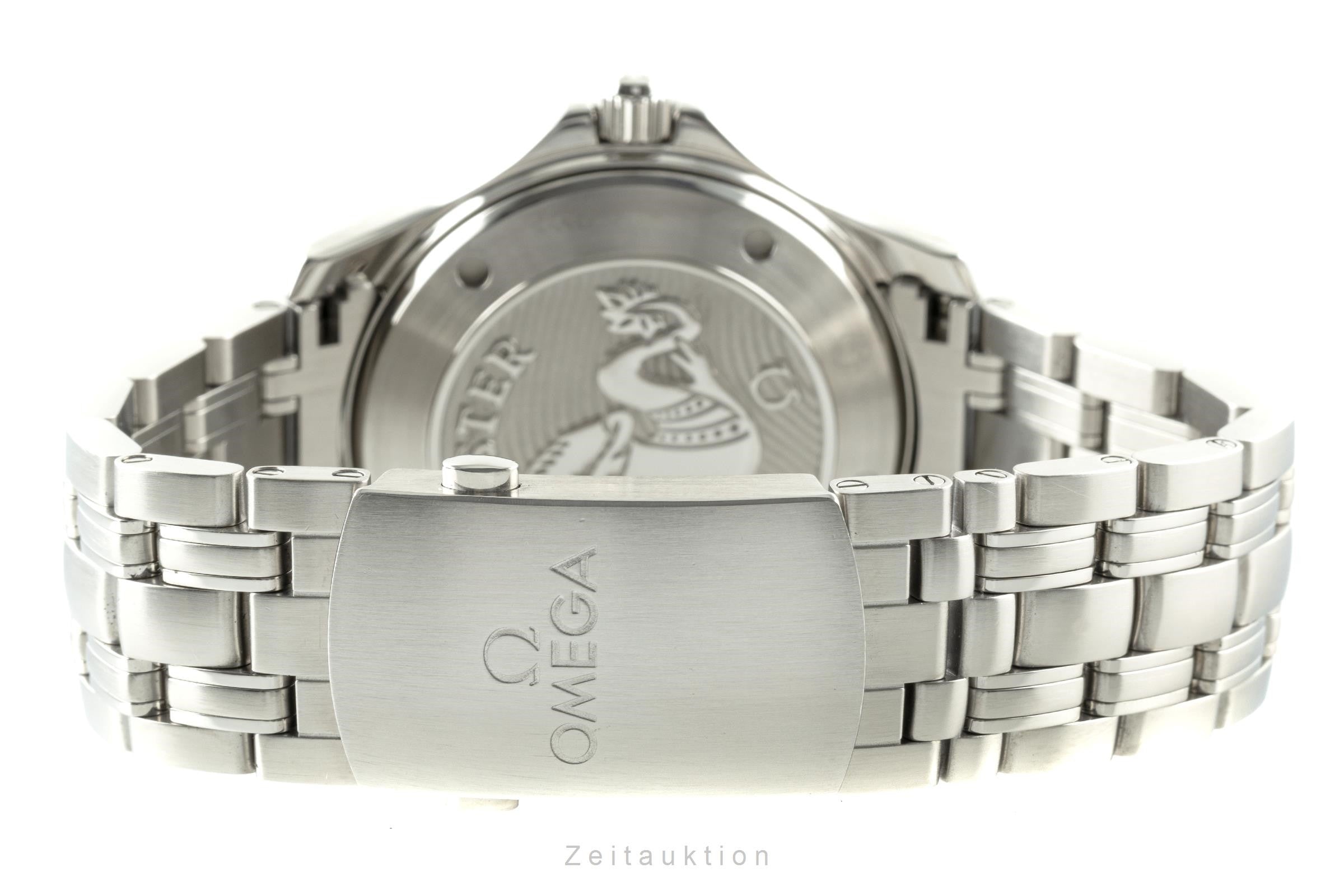 Omega Seamaster Diver 300M Co-Axial Stahl Herrenuhr Ref. 212.30.41.20.01.003 B&P [2110828]