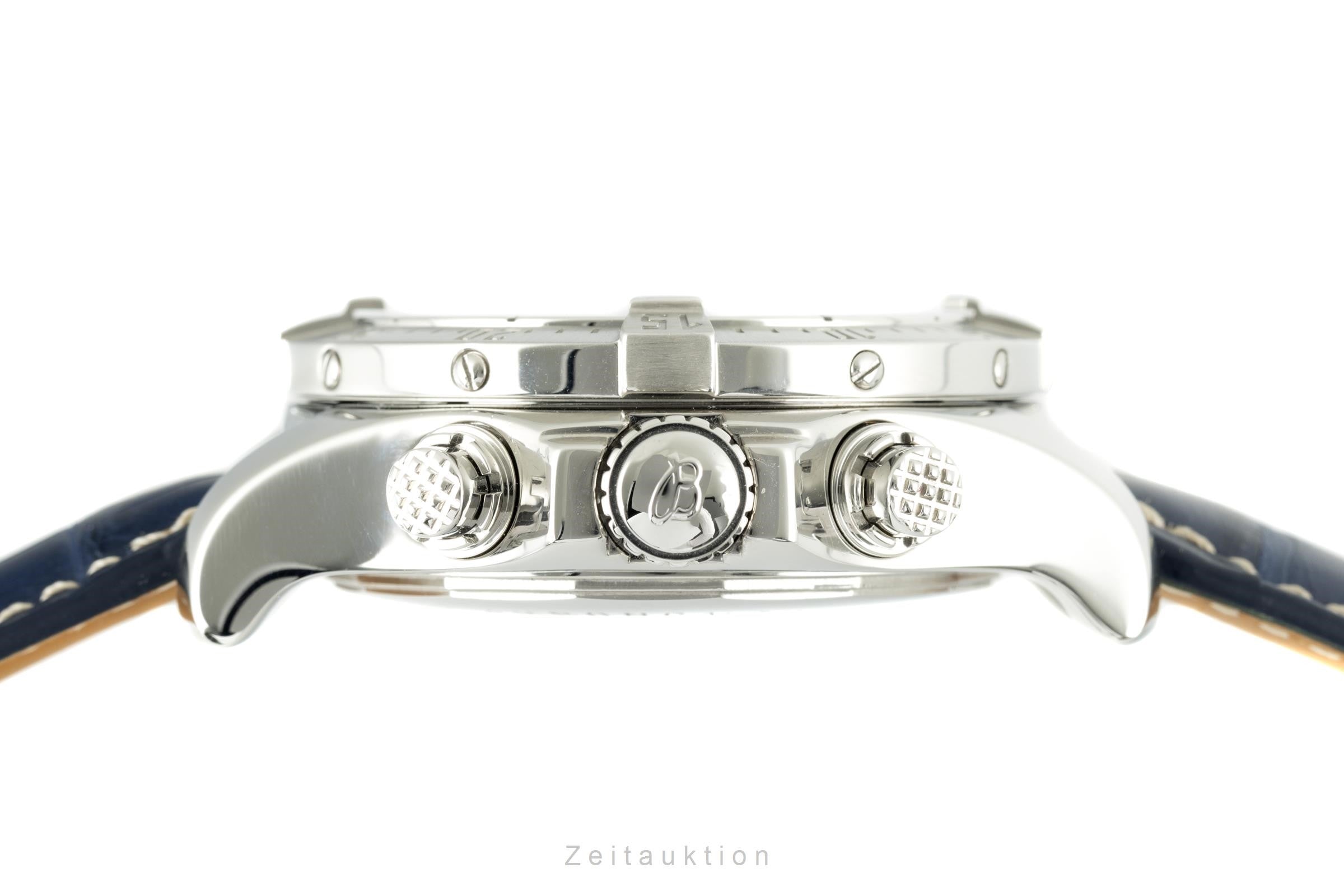 Breitling Avenger Skyland chronographe acier automatique montre pour hommes A13380 LP: 5250EUR  [2111056]