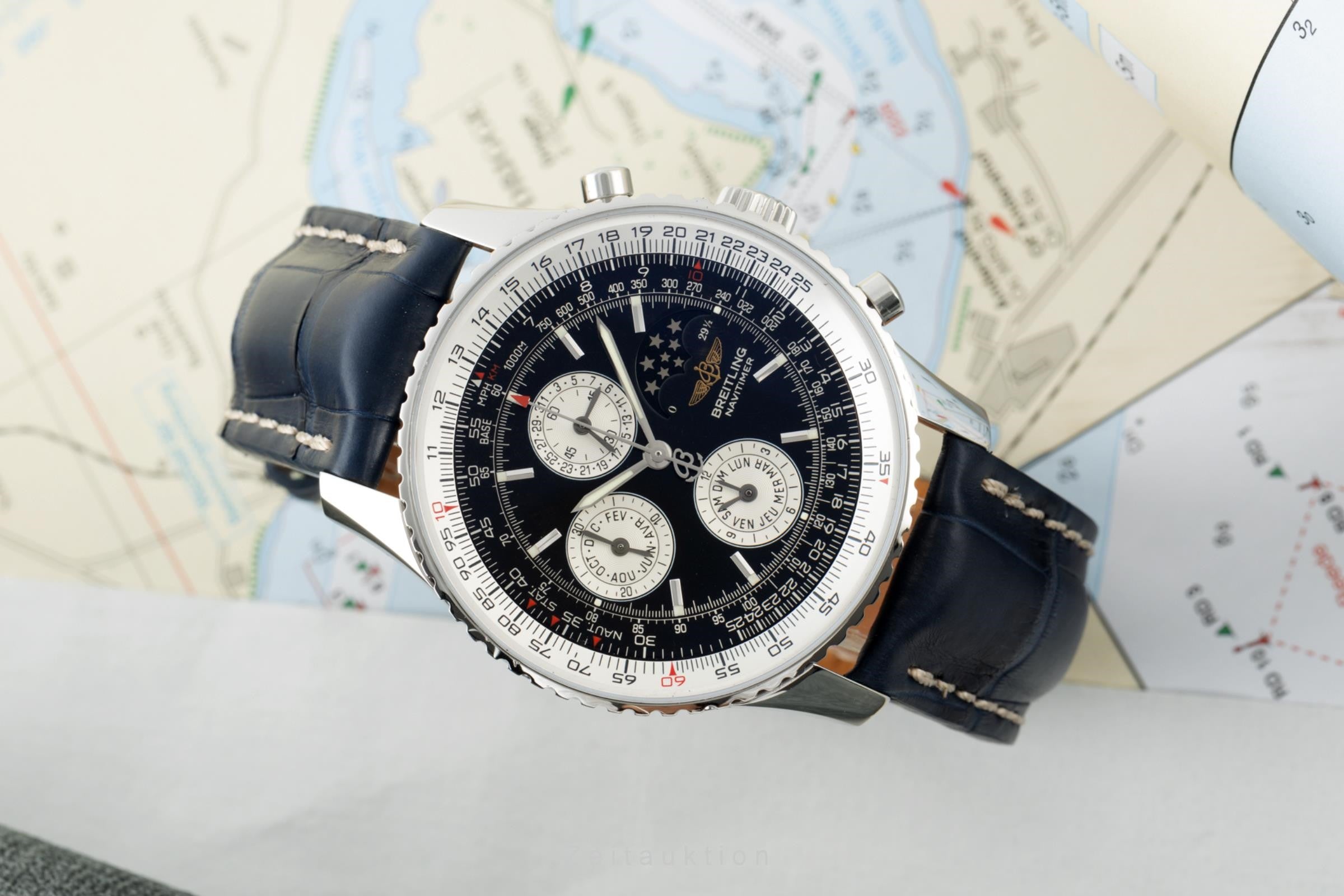Breitling Navitimer Olympus Triple Date Chronograph Automatik A19340 VP: 7750 € [2111108]