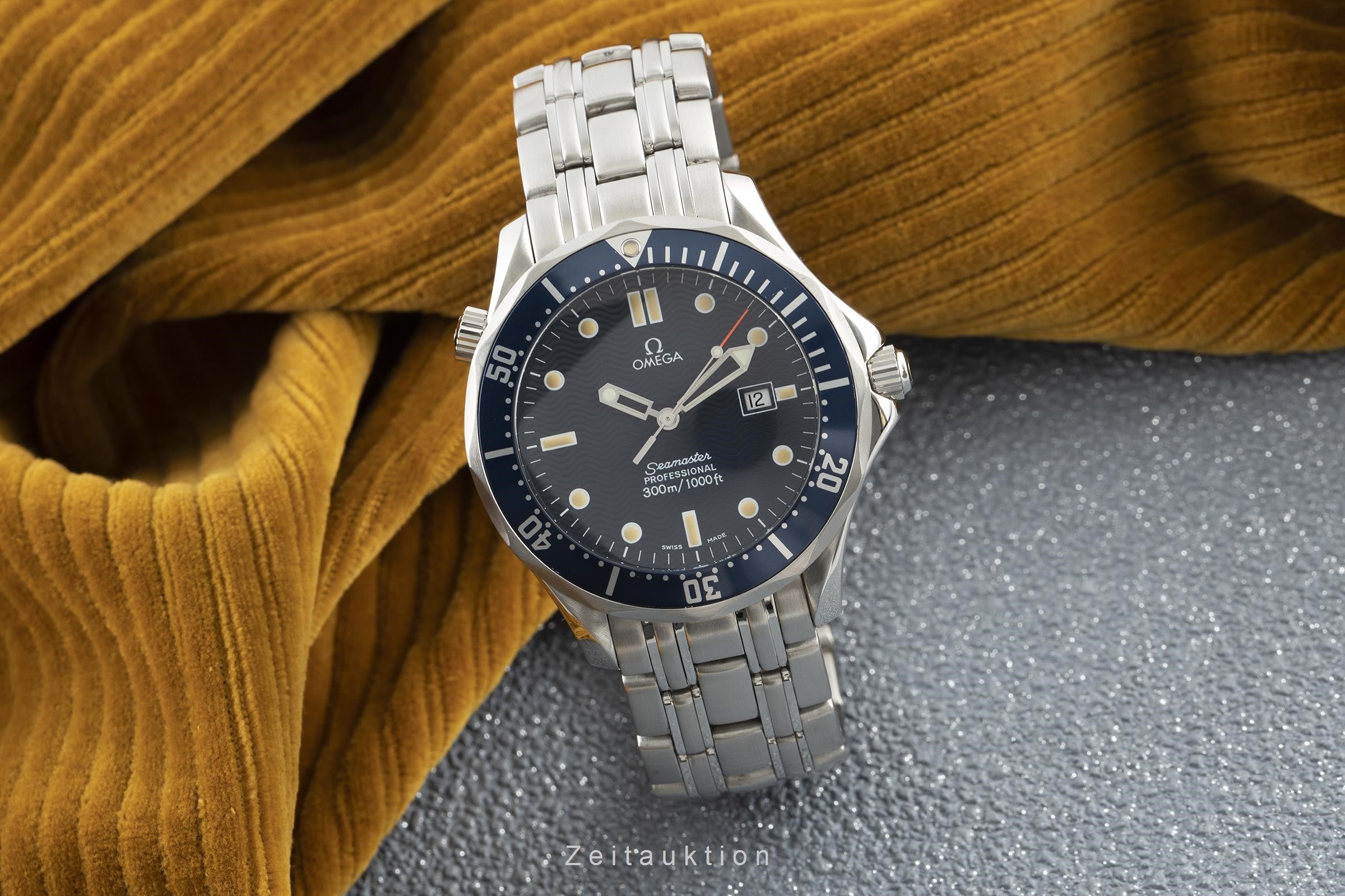 Omega Seamaster steel quartz Kal. 1538 Ref. 196.1503, 396.1503