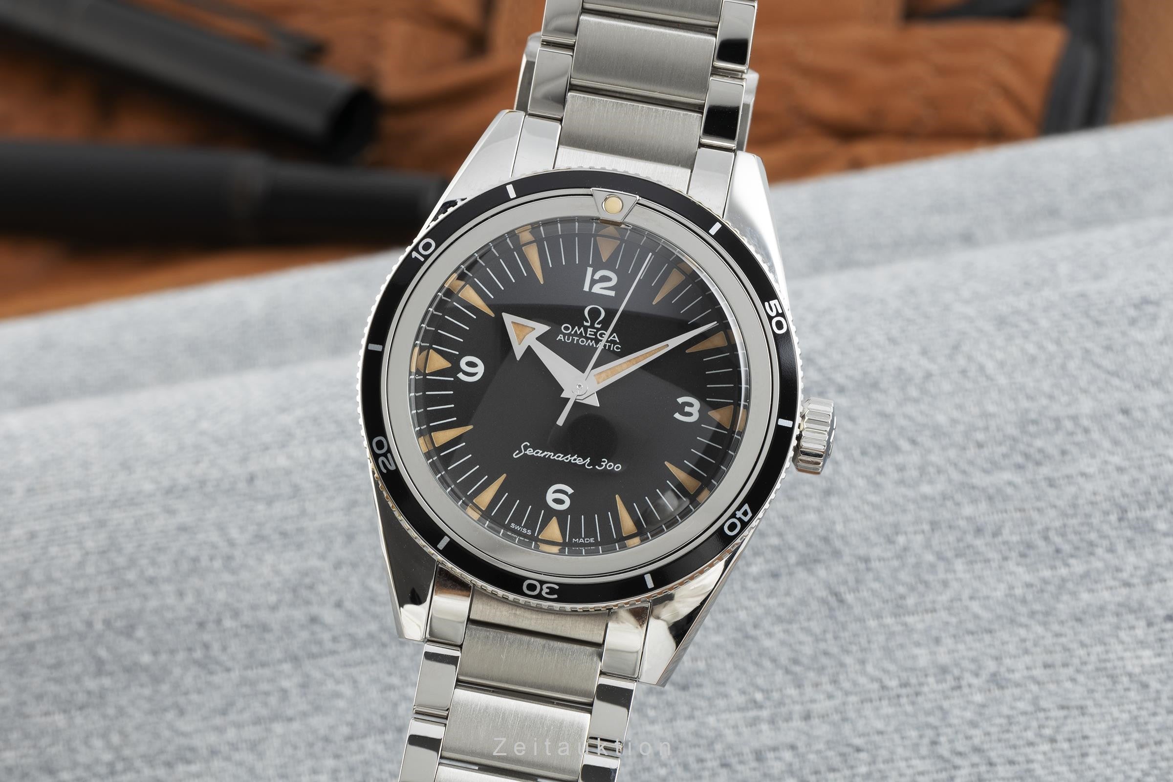 Omega Seamaster steel automatic Ref. 234.10.39.20.01.001 LIMITED