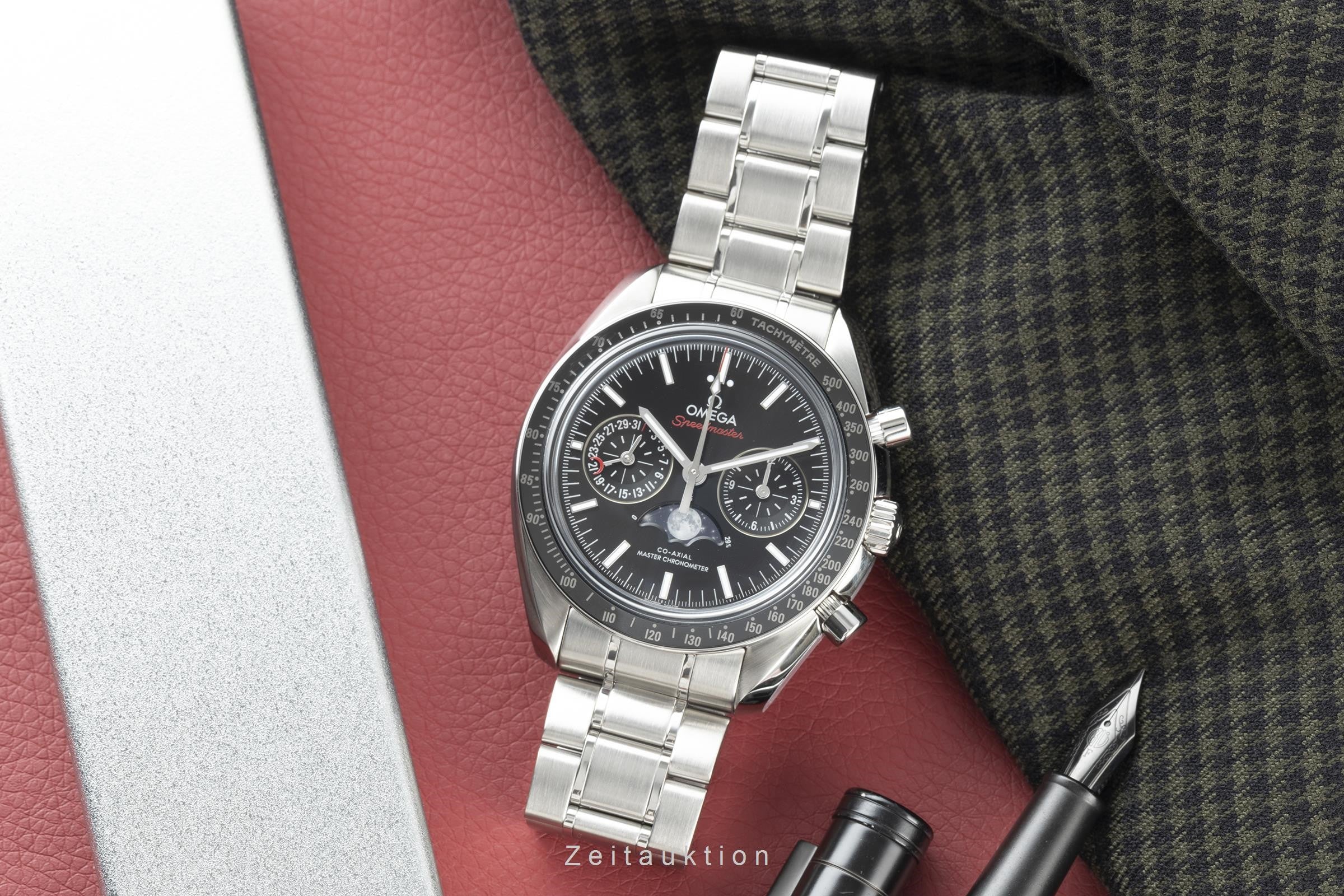 Omega Speedmaster cronografo acciaio automatismo orologio da uomo 304.30.44.52.01.001 LP: 10900EUR  [2200059]