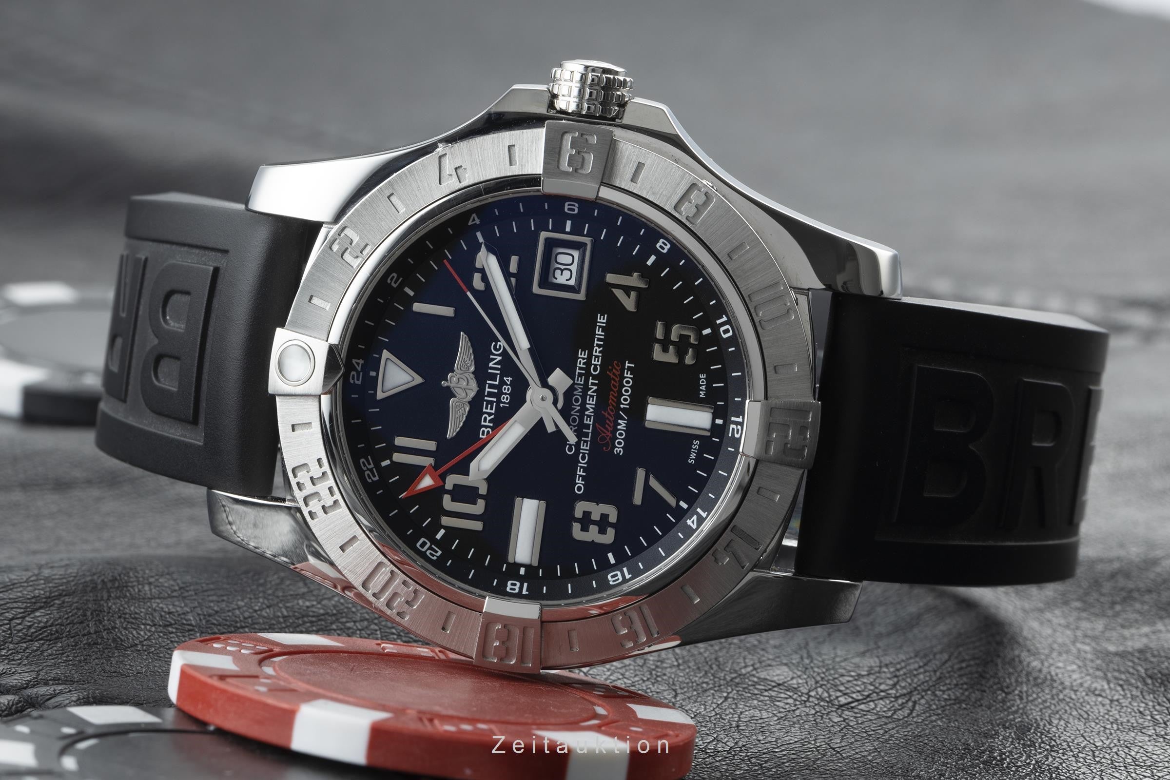 Breitling Avenger II GMT acier automatique montre pour hommes A32390 LP: 3950EUR  [2200290]