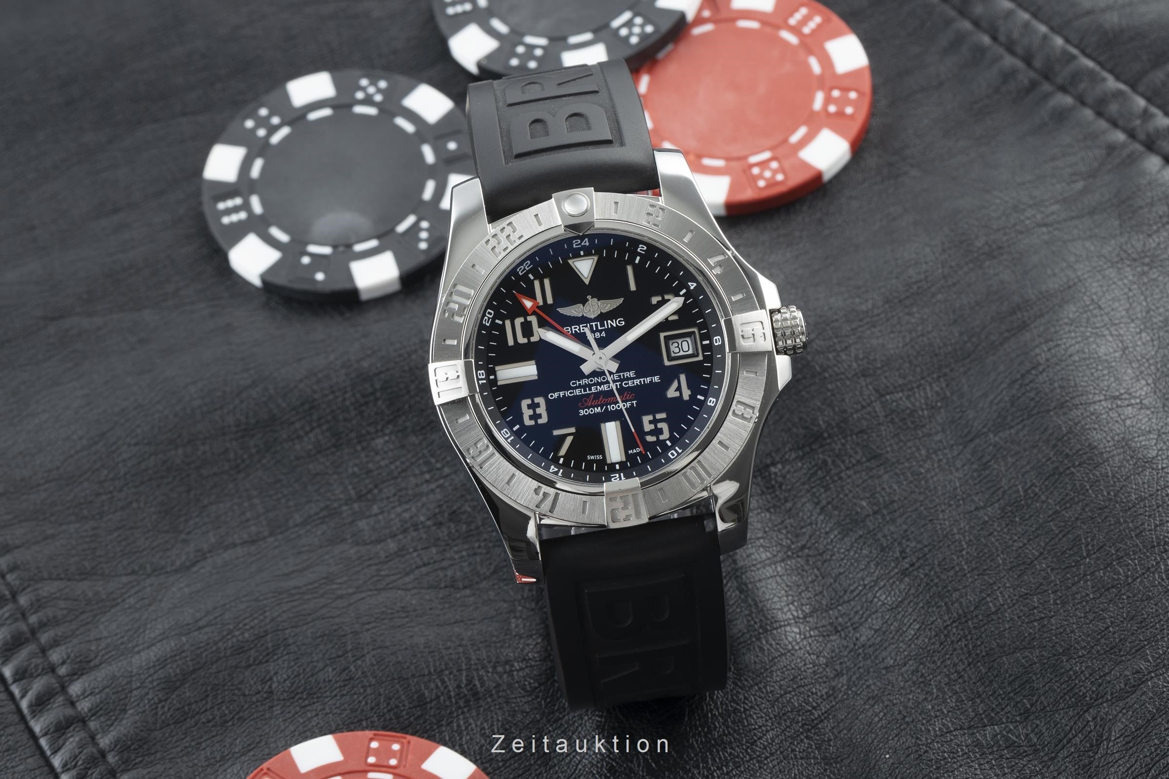 Breitling Avenger II GMT steel automatic Kal. B32 Ref. A32390