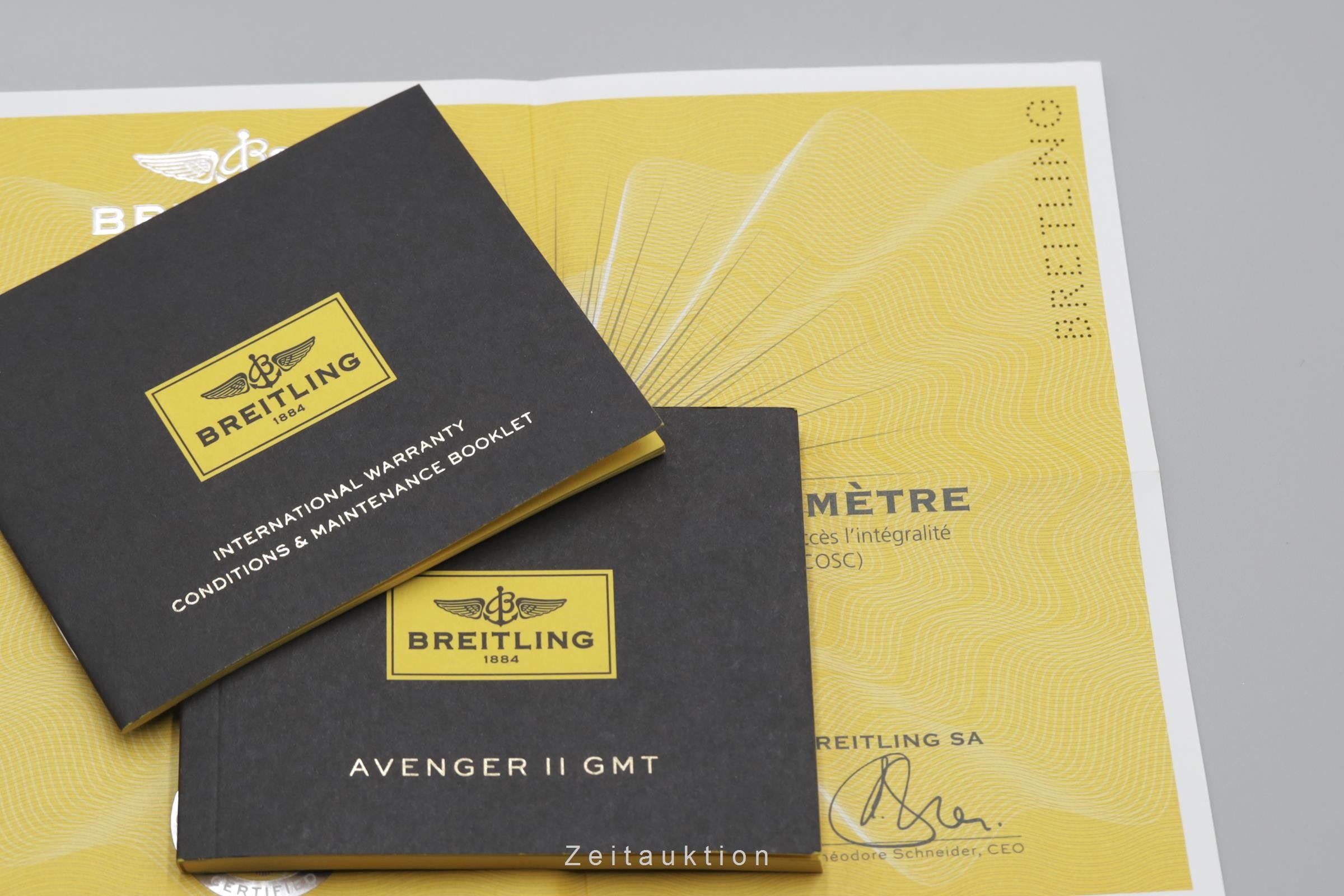 Breitling Avenger II GMT acier automatique montre pour hommes A32390 LP: 3950EUR  [2200290]