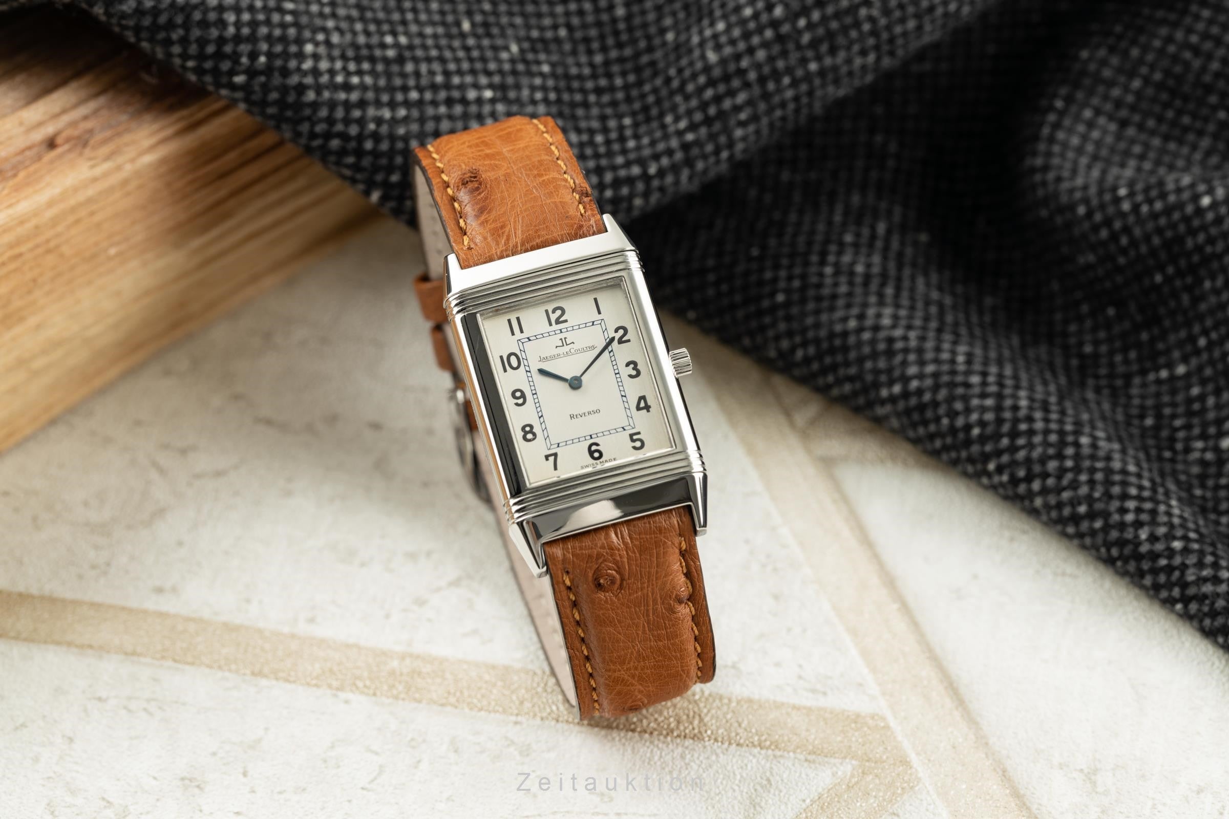 Jaeger LeCoultre Reverso steel manual winding men's watch 250.8.86 LP: 5500EUR  [2200299]