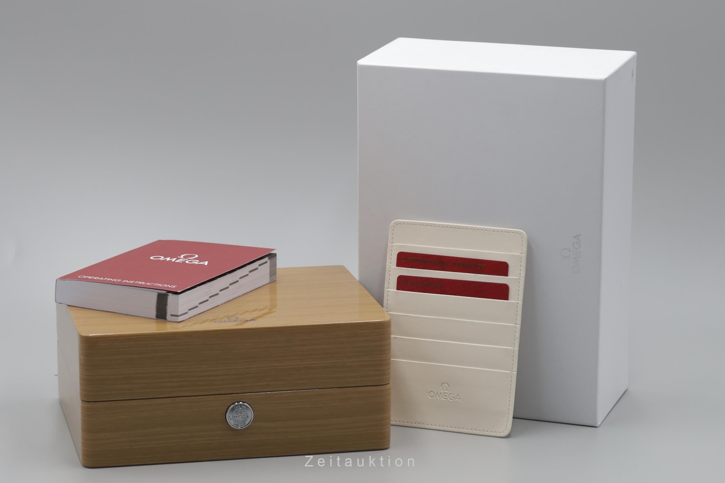 Omega Speedmaster Moonwatch chronograph steel automatic men's watch 311.30.44.51.01.002 LP: 7100EUR  [2200556]