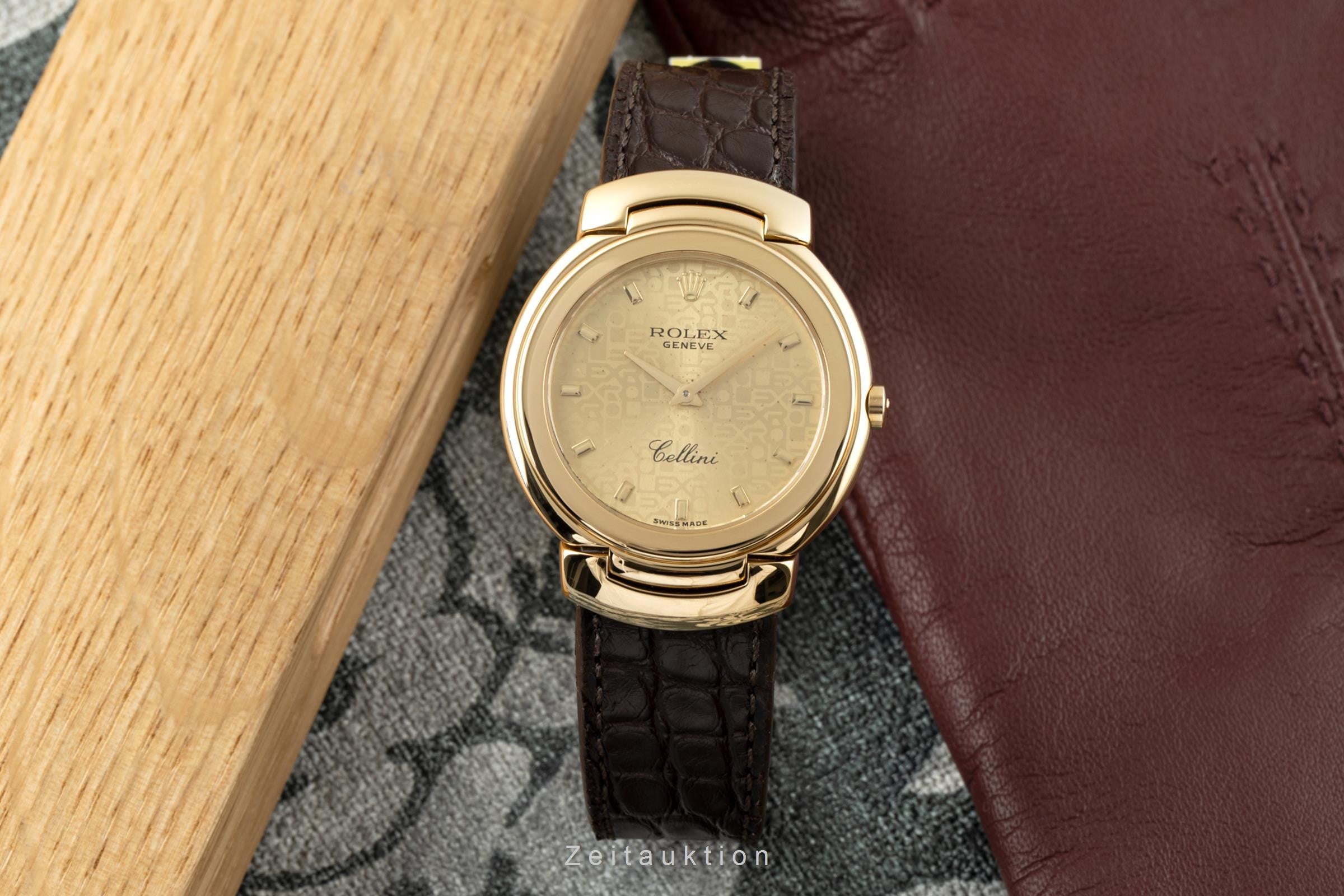 Rolex Cellini 18 ct gold quartz men's watch 6622  [2200561]