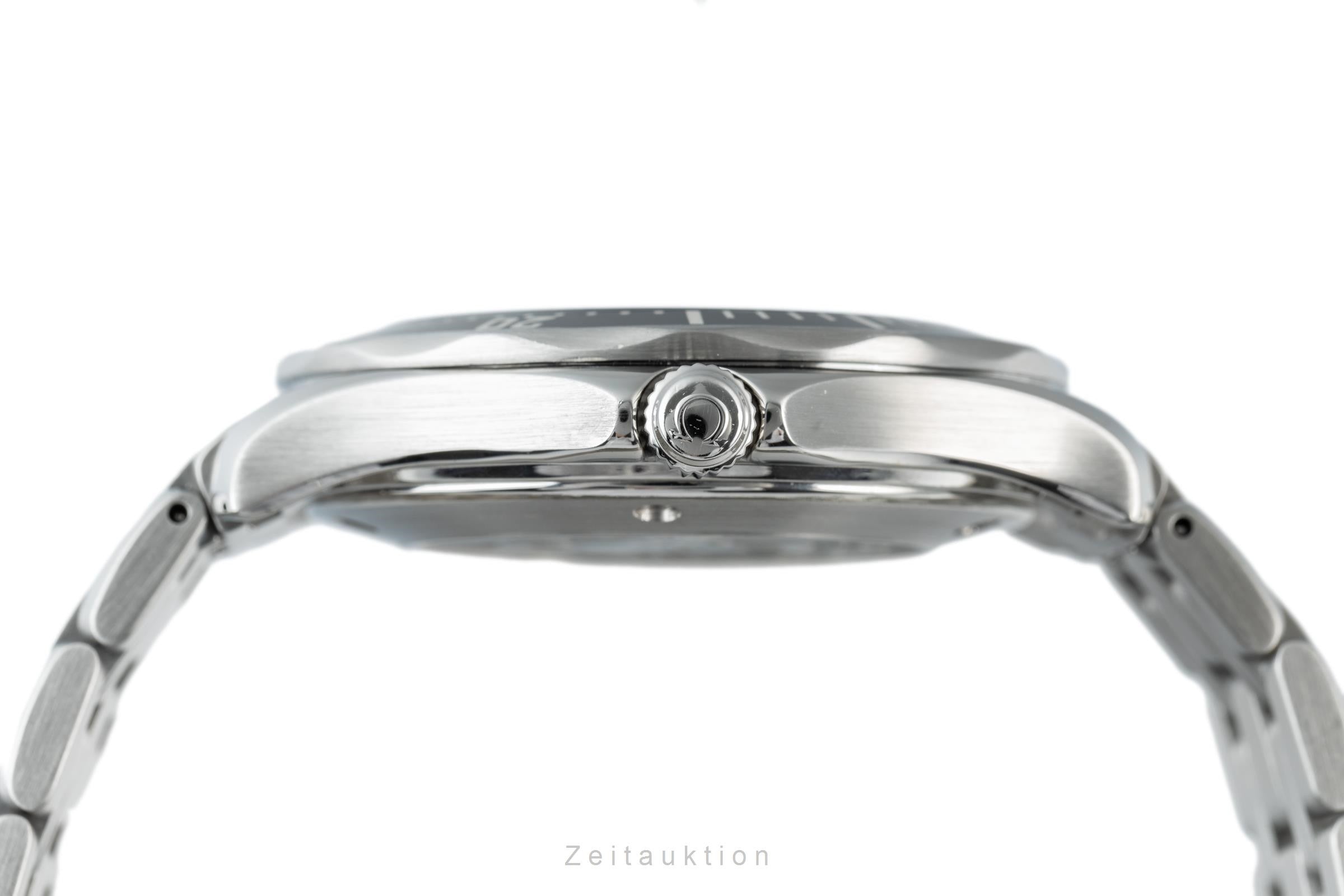 Omega Seamaster steel quartz men's watch 212.30.41.61.01.001 LP: 5600EUR  [2201053]