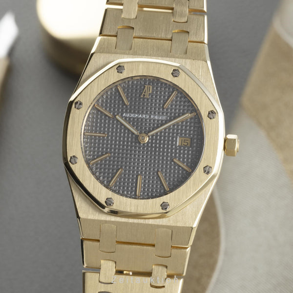 Audemars Piguet Royal Oak 18 ct gold quartz men's watch 56175BA.OO.0789BA.01  [2201223]