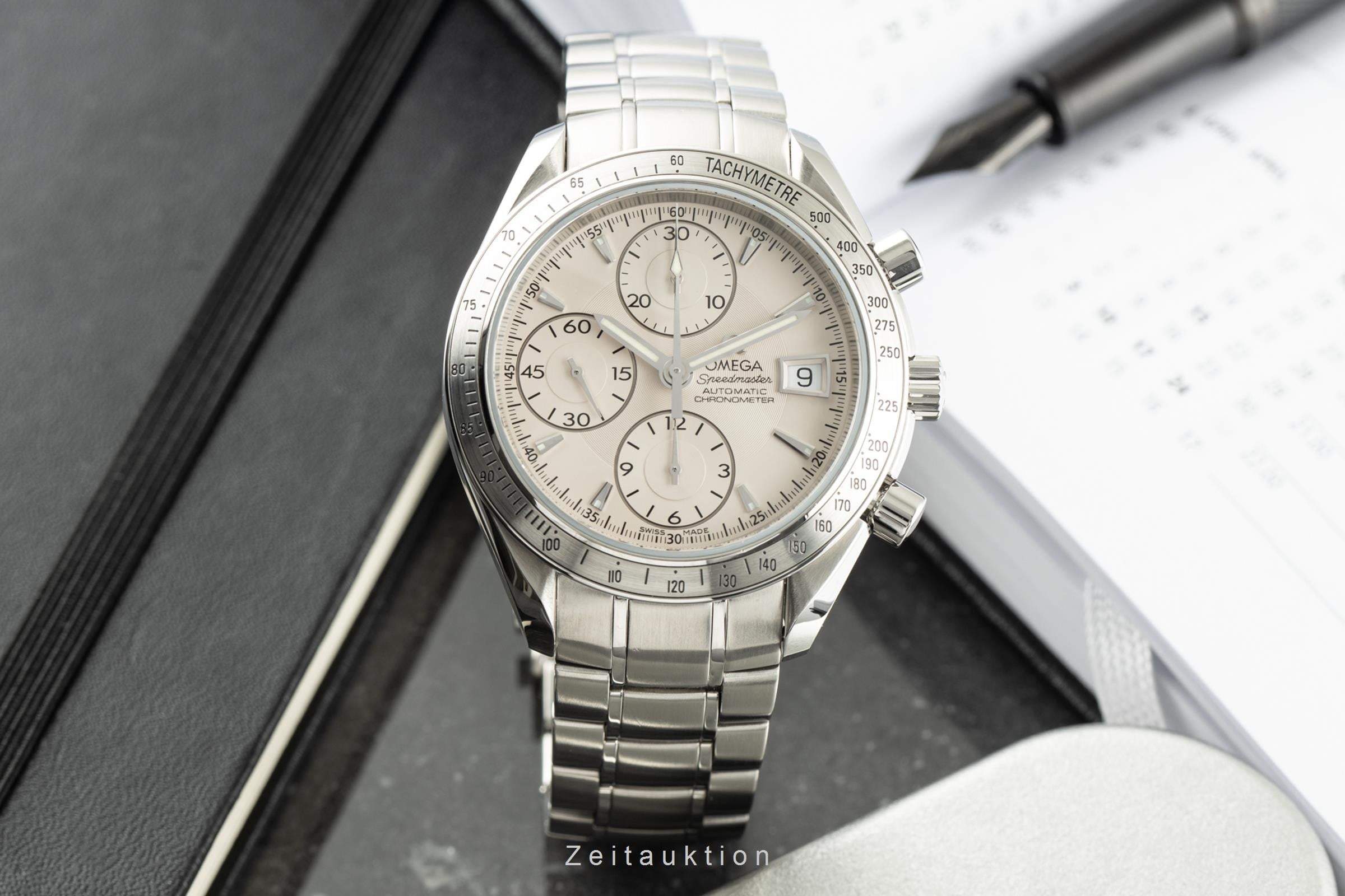 Omega Speedmaster Date chronograph steel automatic men's watch 3211.30.00  [2202063]