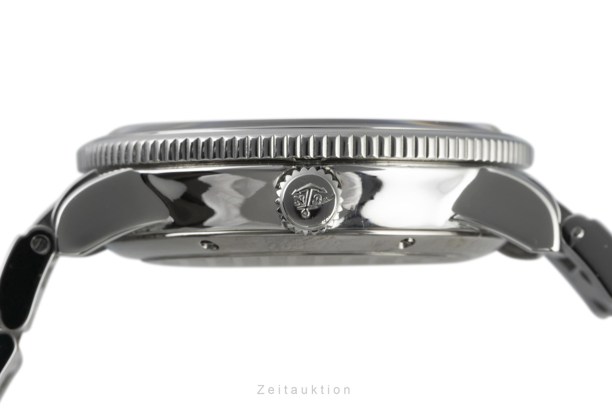 Ulysse Nardin Marine Chronometer steel automatic men's watch 263-22  [2202815]