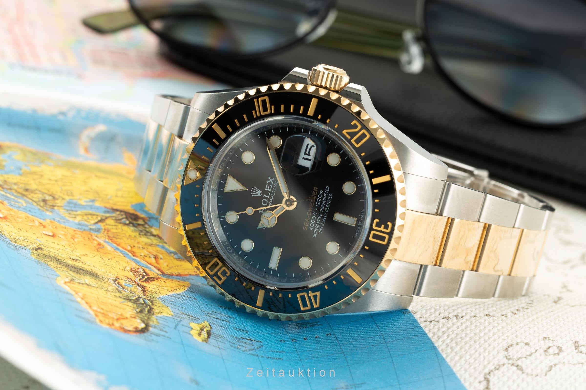 Rolex Sea-Dweller steel gold automatic 3235 126603
