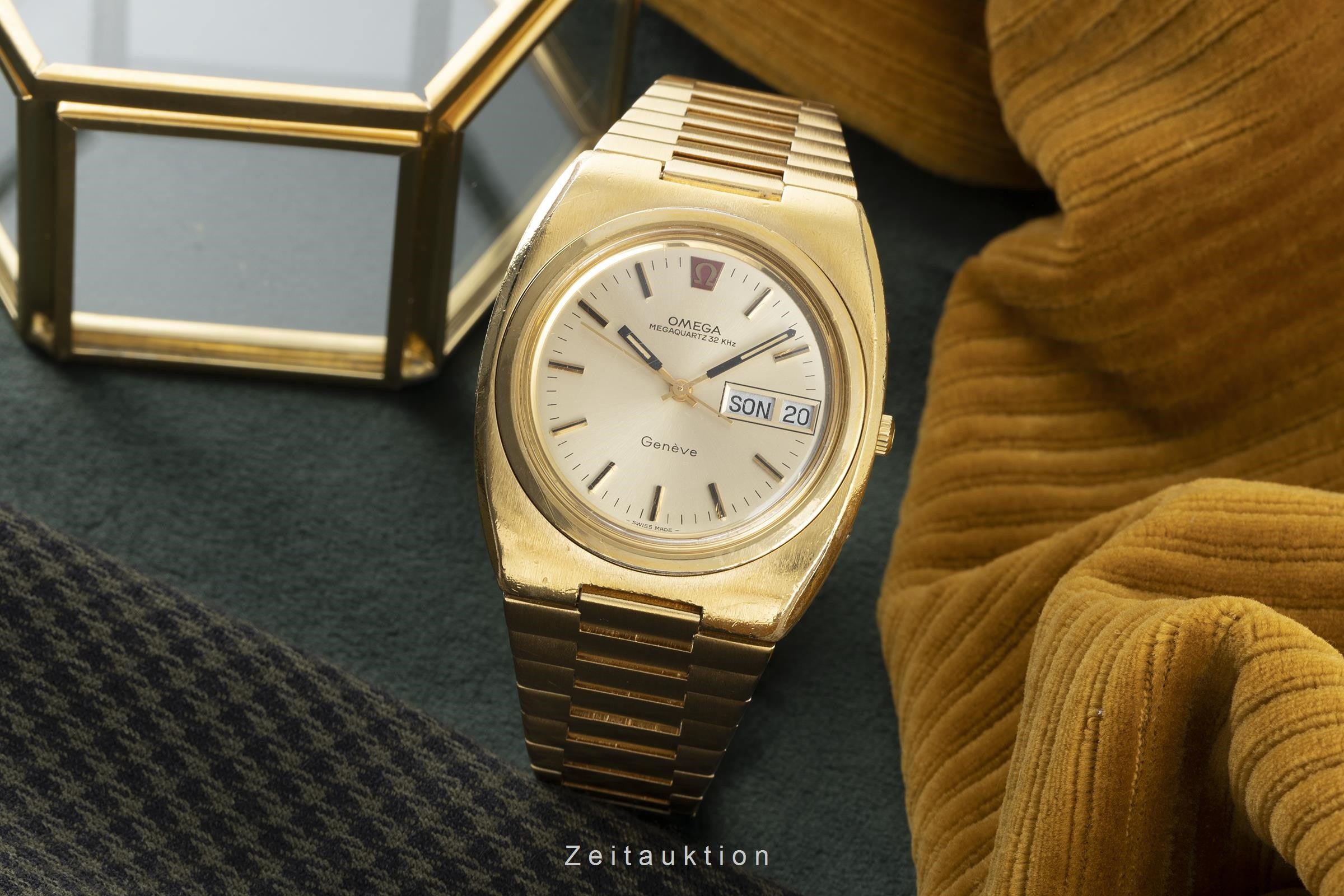 Omega Megaquartz 32 kHz Day Date Kaliber 1310 Herrenuhr Ref.196.0033 [2203028]