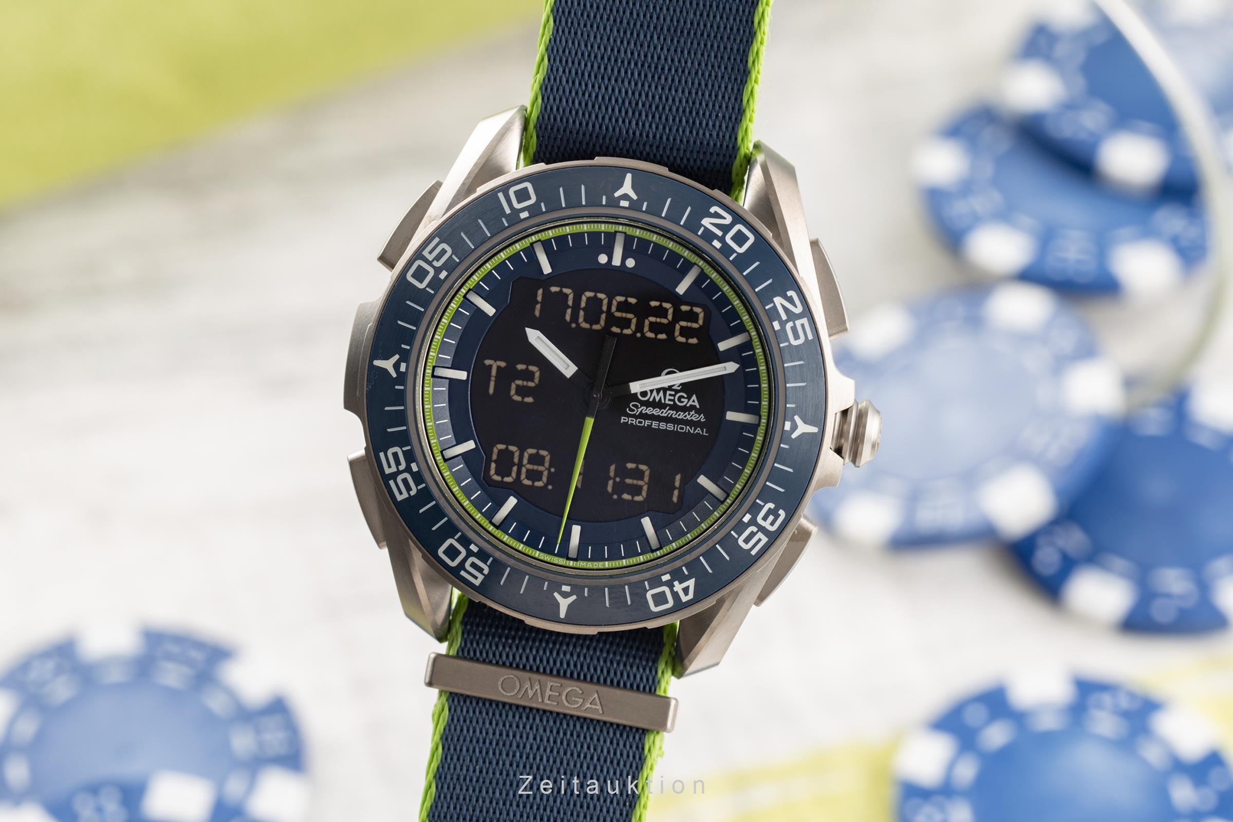 Omega Speedmaster titanium quartz men's watch 318.92.45.79.03.001 LP: 5500EUR Limited  [2203463]