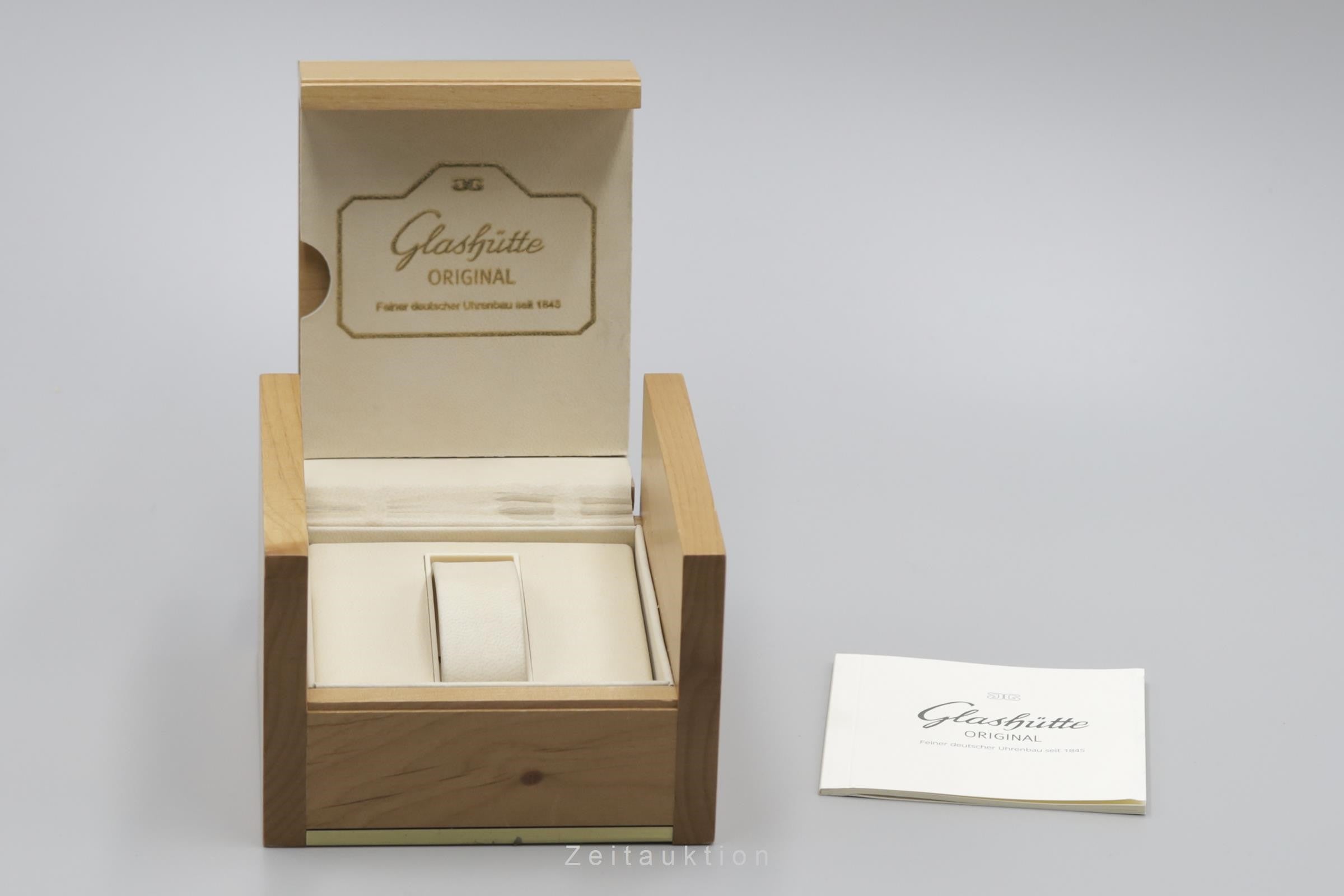 Glashütte Original Senator 18K Gold Automatik Herrenuhr Ref. 10-33-04-02-04 B&P [2203739]