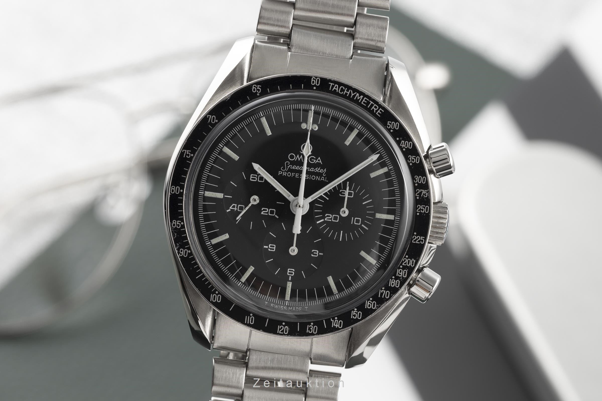 Omega Speedmaster chronograph steel manual winding men's watch 3890.50.00, ST145.022 Vintage  [2203941]