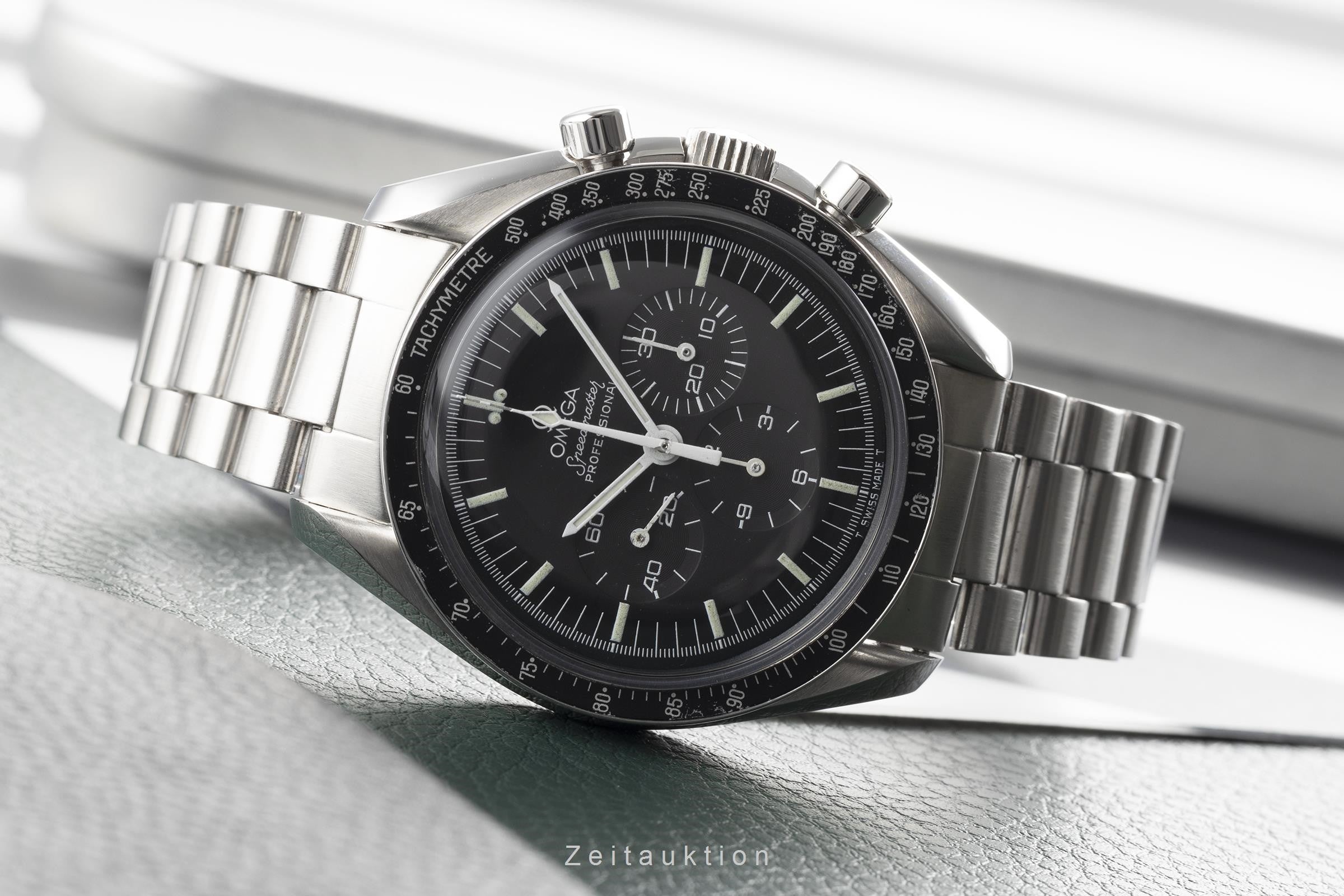 Omega Speedmaster cronografo acciaio carica manuale orologio da uomo 3890.50.00, ST145.022 Vintage  [2203941]