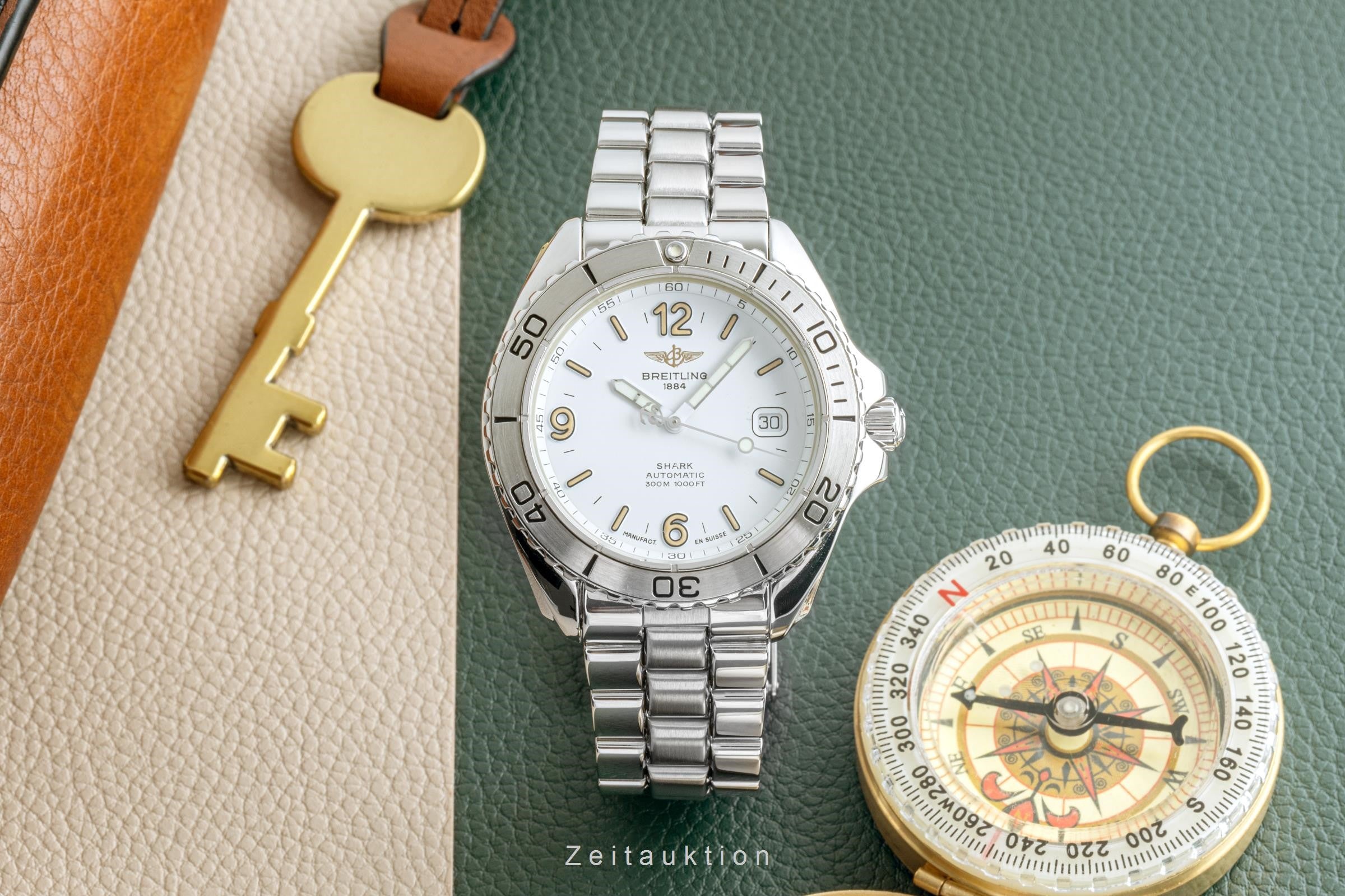 Breitling Shark steel automatic men's watch A17605  [2204009]