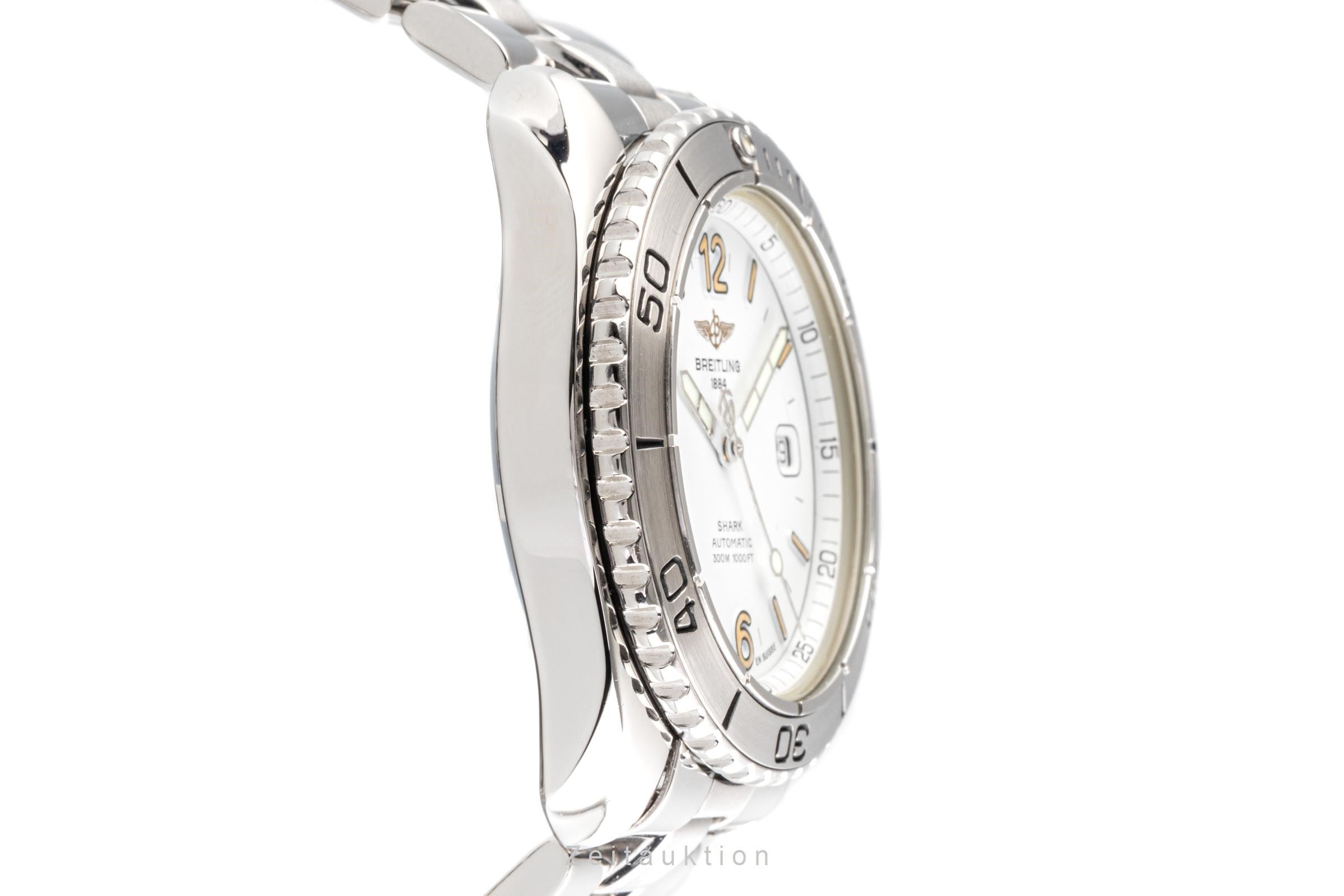 Breitling Shark steel automatic men's watch A17605  [2204009]