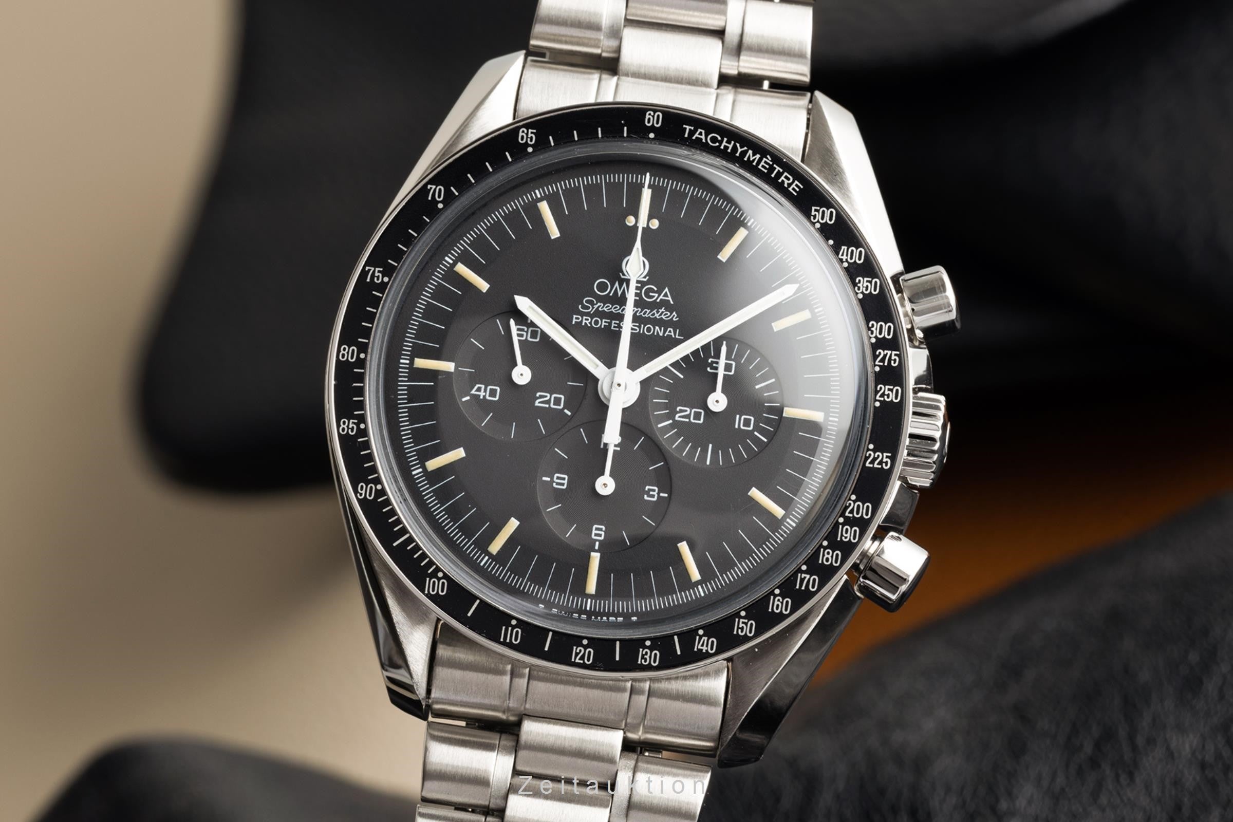 Omega Speedmaster chronograph steel manual winding men's watch 3592.50.00  [2204123]