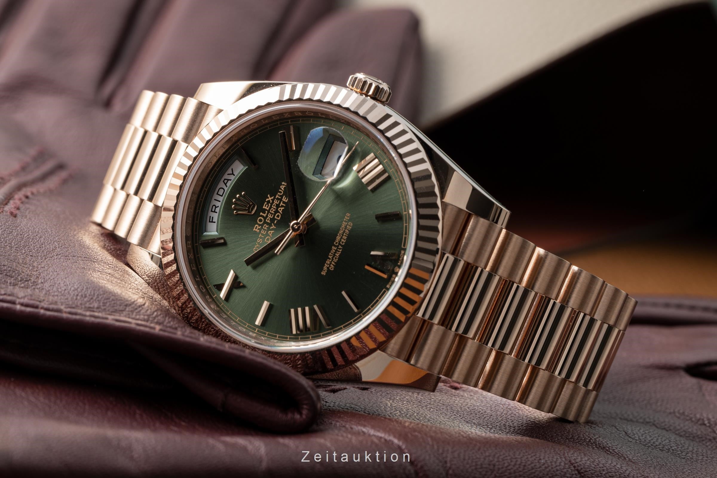 Rolex Day-Date 40 18K Roségold Herrenuhr Oyster Perpetual Ref. 228235 B&P 2022 [2204127]
