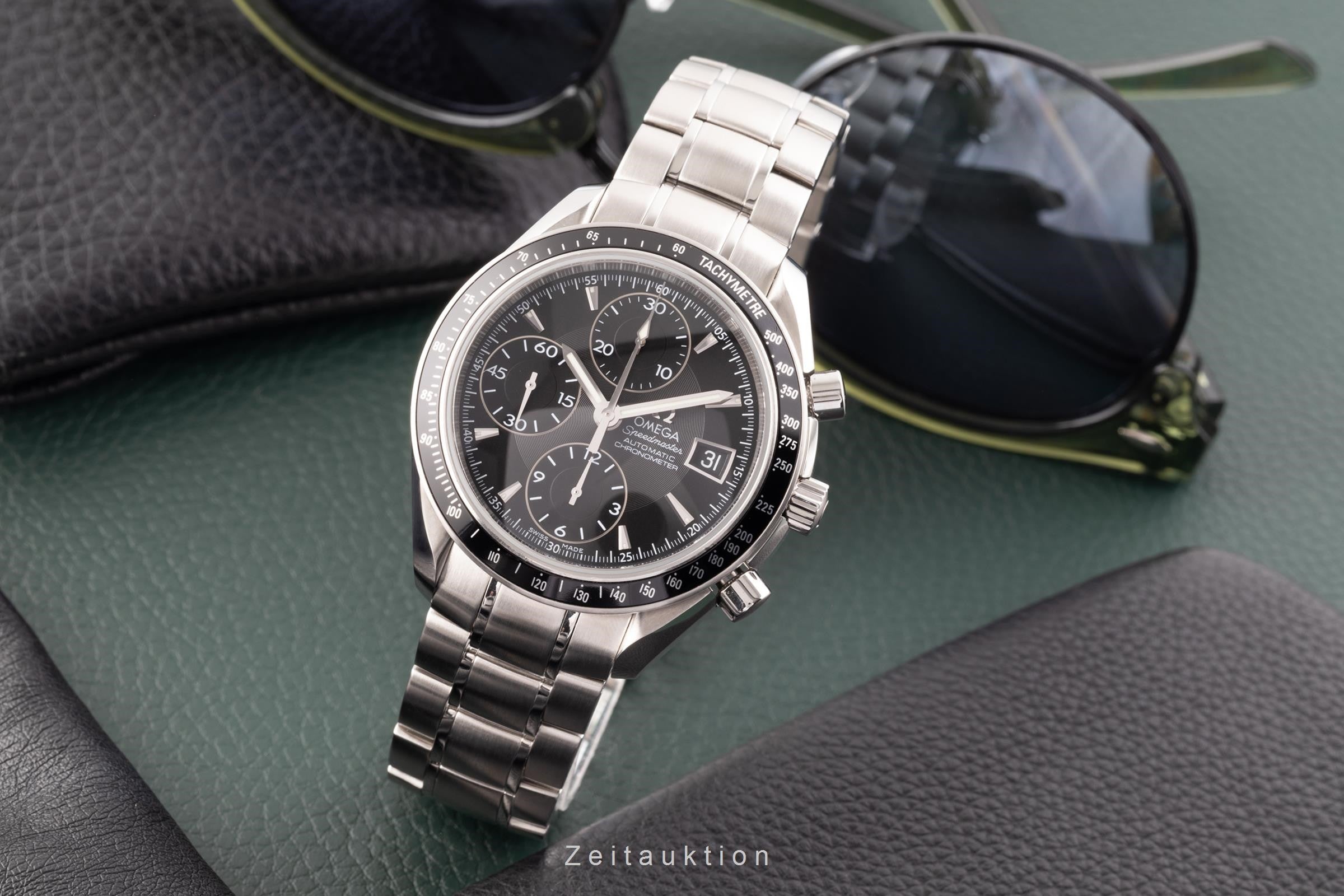 Omega Speedmaster Date Chronograph Automatik Stahl Herrenuhr Ref. 3210.50.00 B&P [2204139]