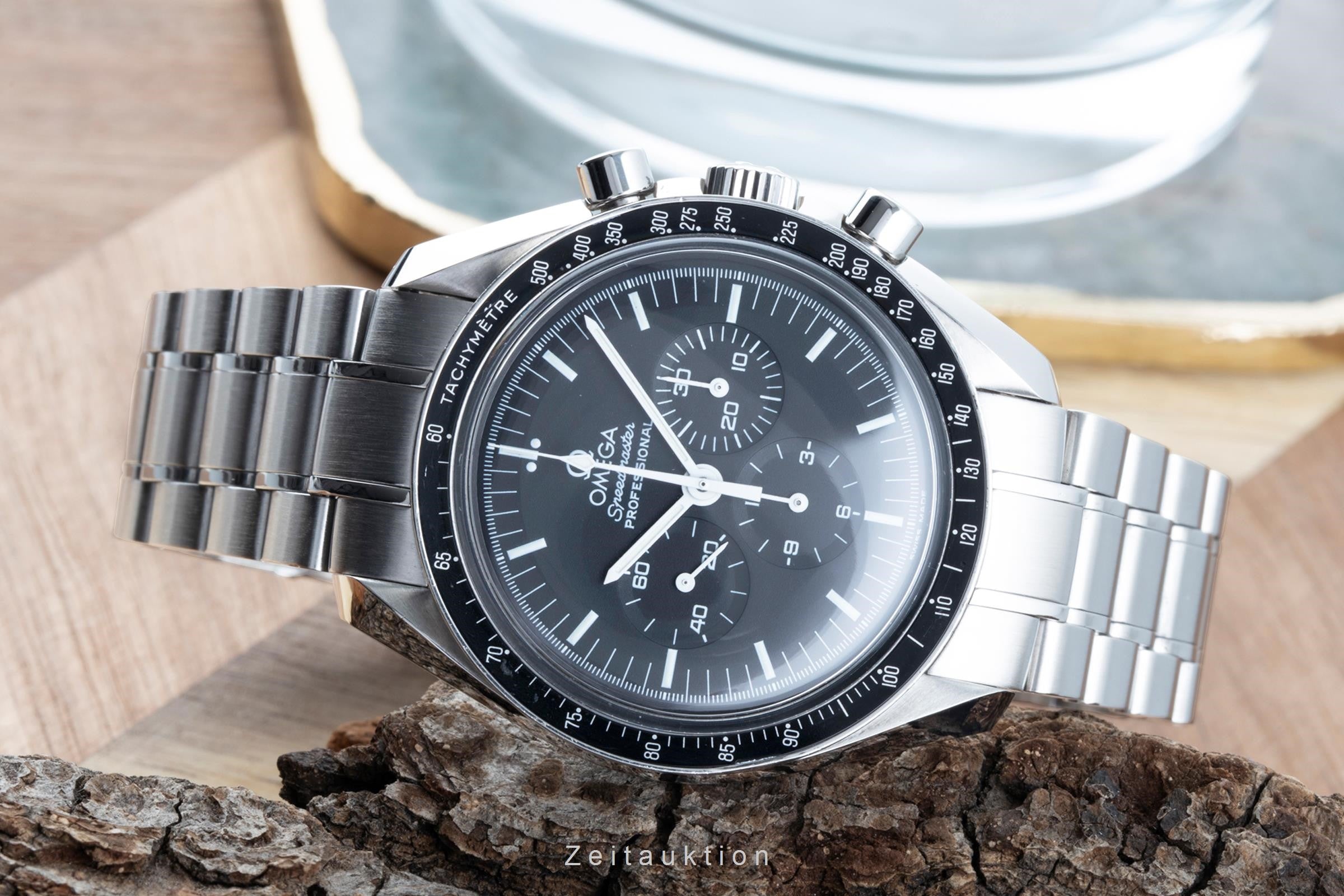 Omega Speedmaster Professional Moonwatch Chronograph Automatik Ref. 3570.50.00 [2204411]