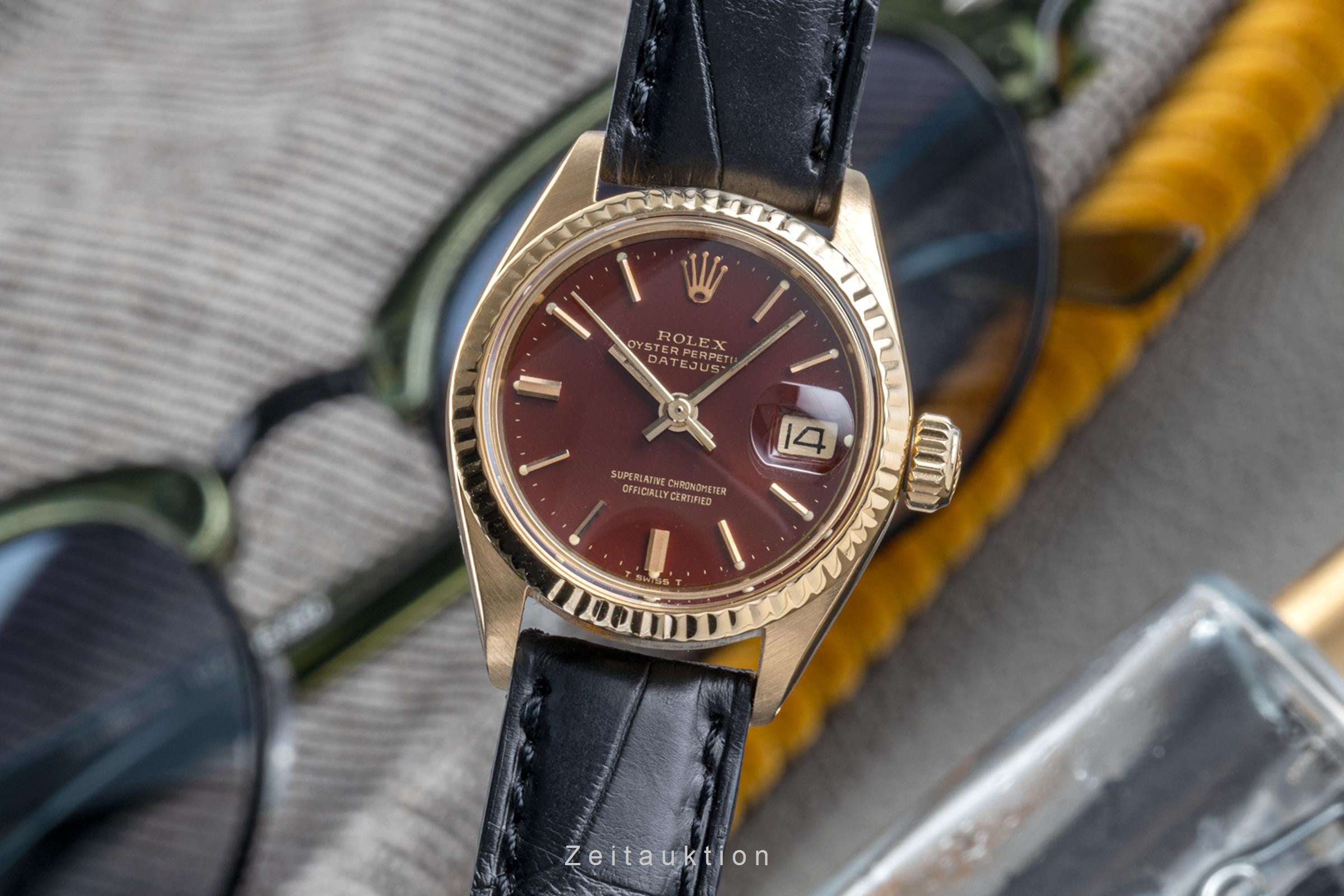 Rolex Lady Datejust 18 ct gold automatic Kal. 2030 Ref. 6917 | 2204487