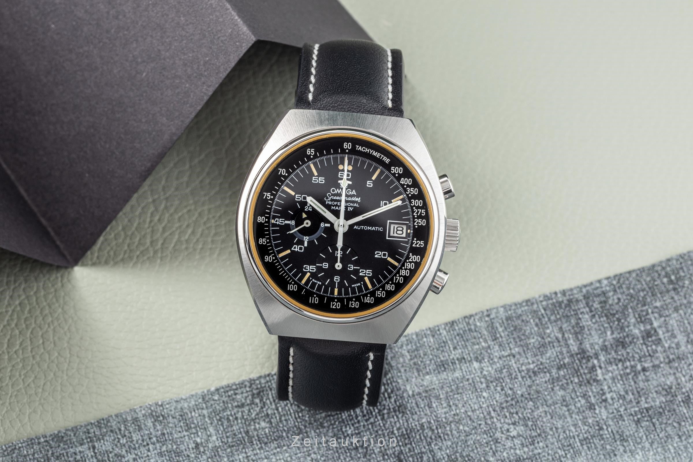 Omega Speedmaster chronograph steel automatic men's watch 176.009 Vintage  [2204554]