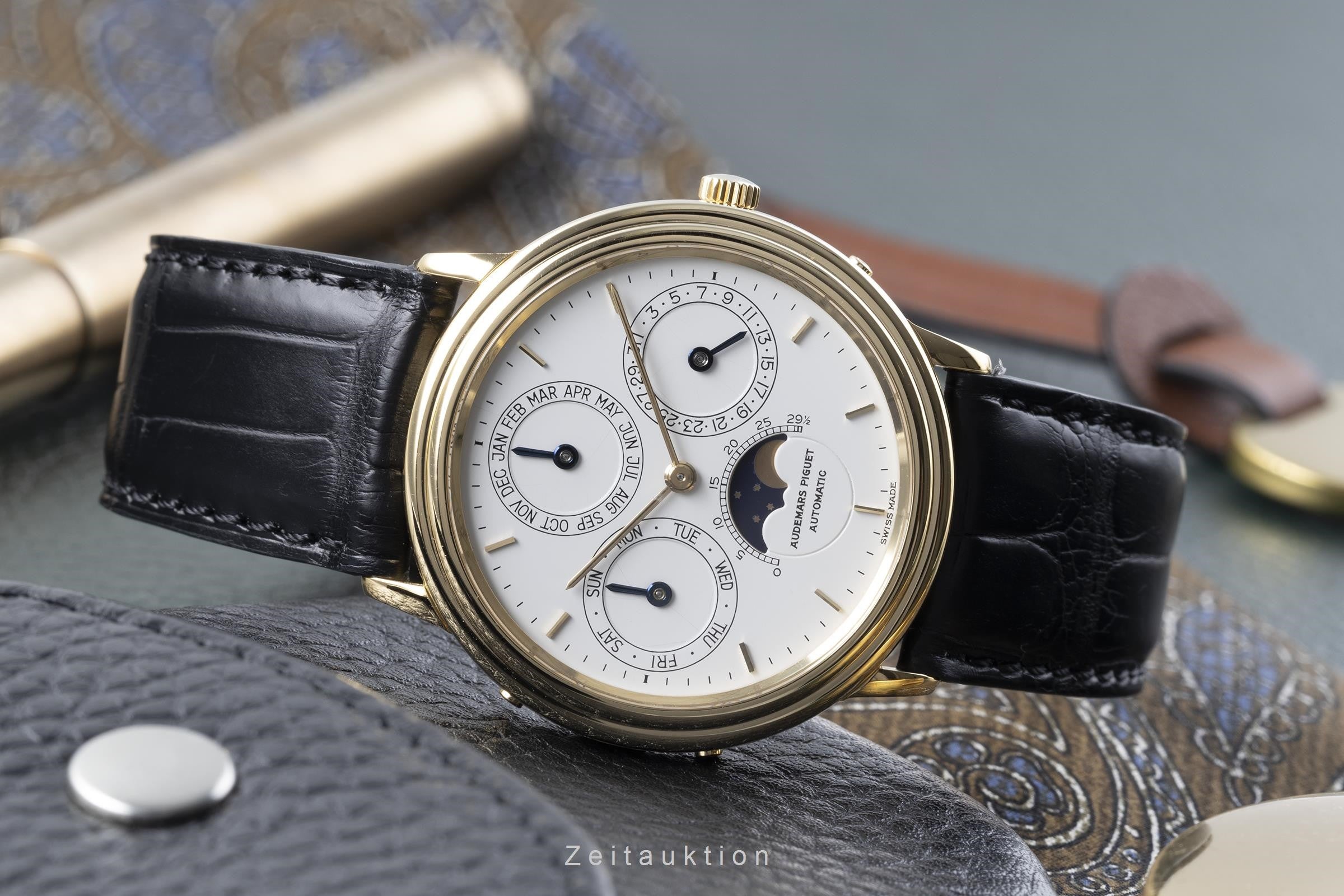 Audemars Piguet Quantieme Perpetual Calendar 18K Gold Automatik Herrenuhr 25548 [2204661]